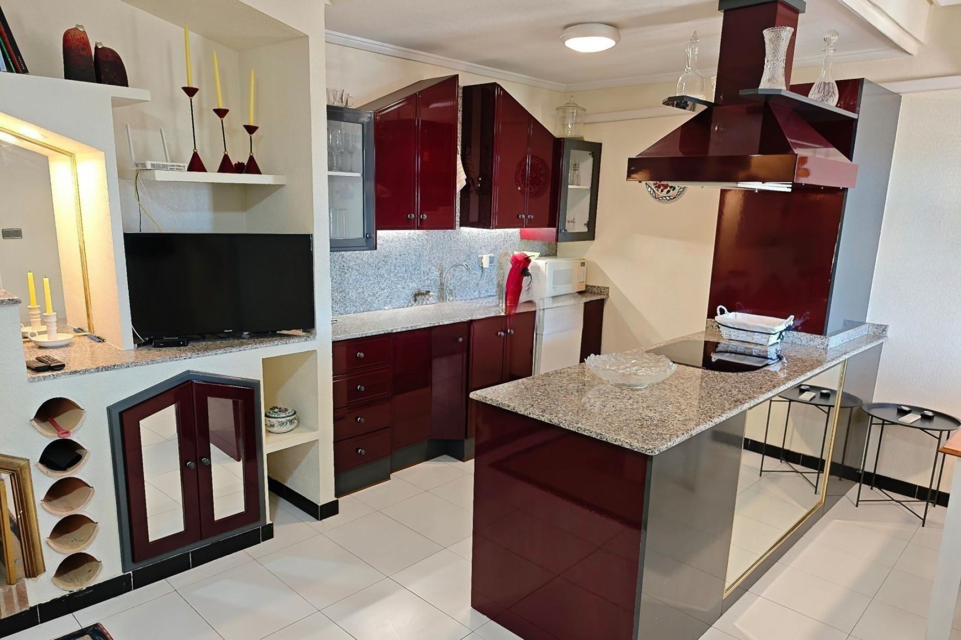 Resale - Apartment / Flat * - Torrevieja * - La Siesta *