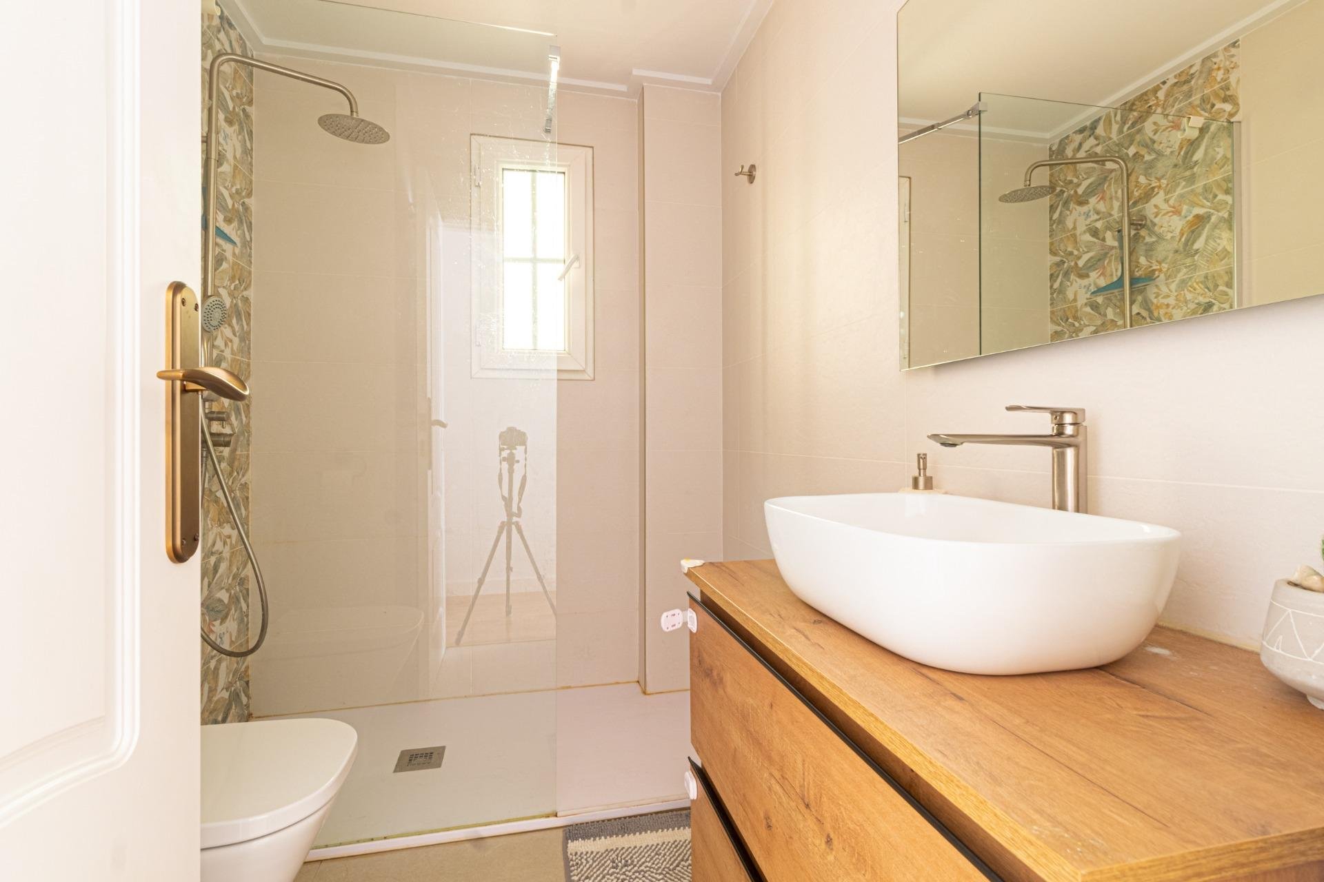 Resale - Apartment / Flat * - Torrevieja - La veleta