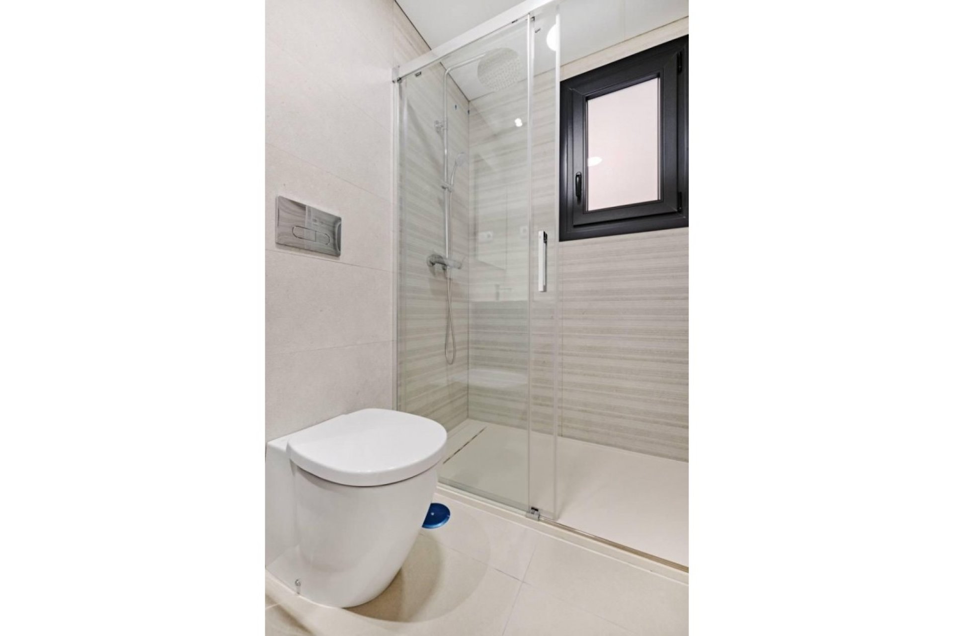 Resale - Apartment / Flat * - Torrevieja * - La Veleta
