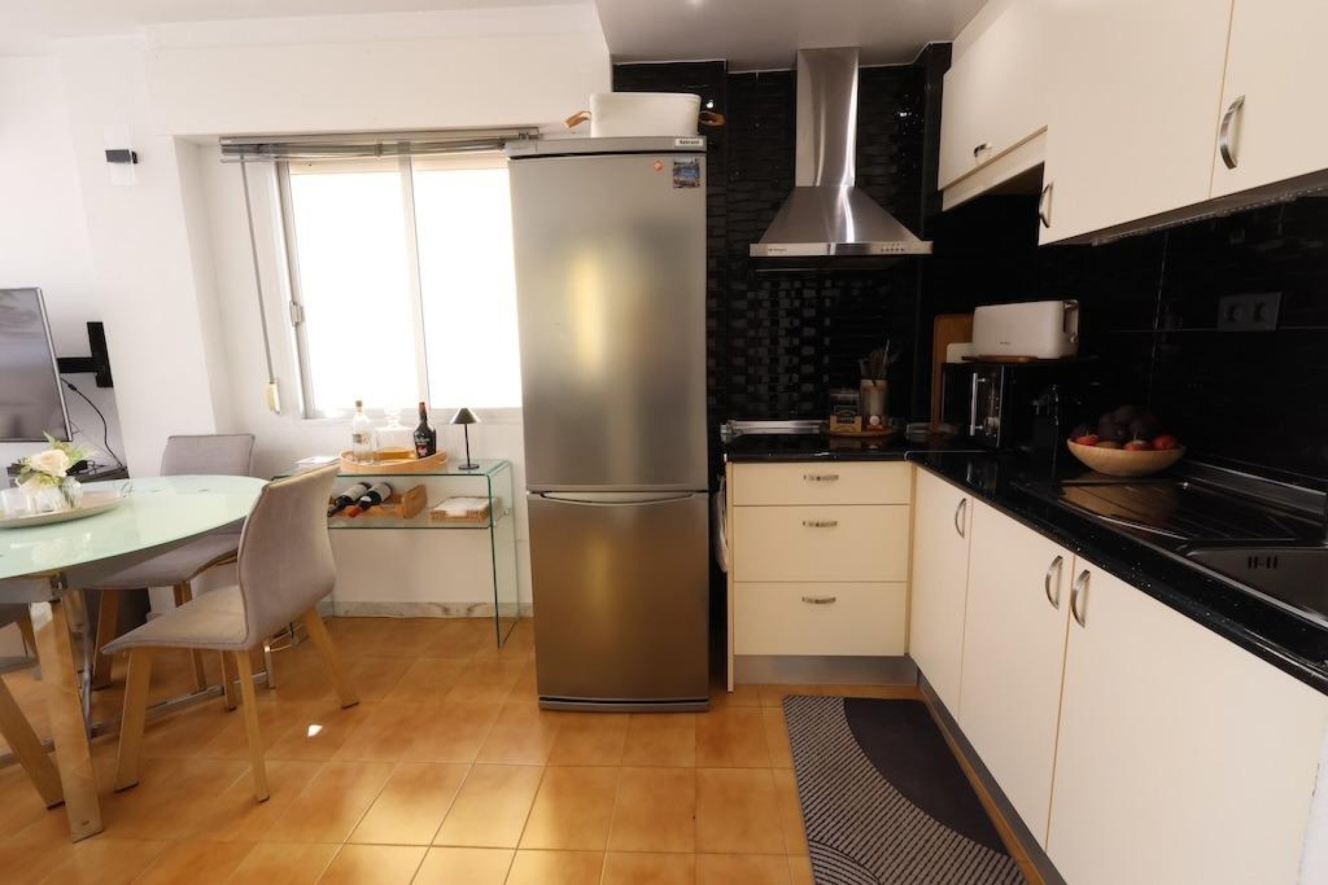 Resale - Apartment / Flat * - Torrevieja * - La Veleta *