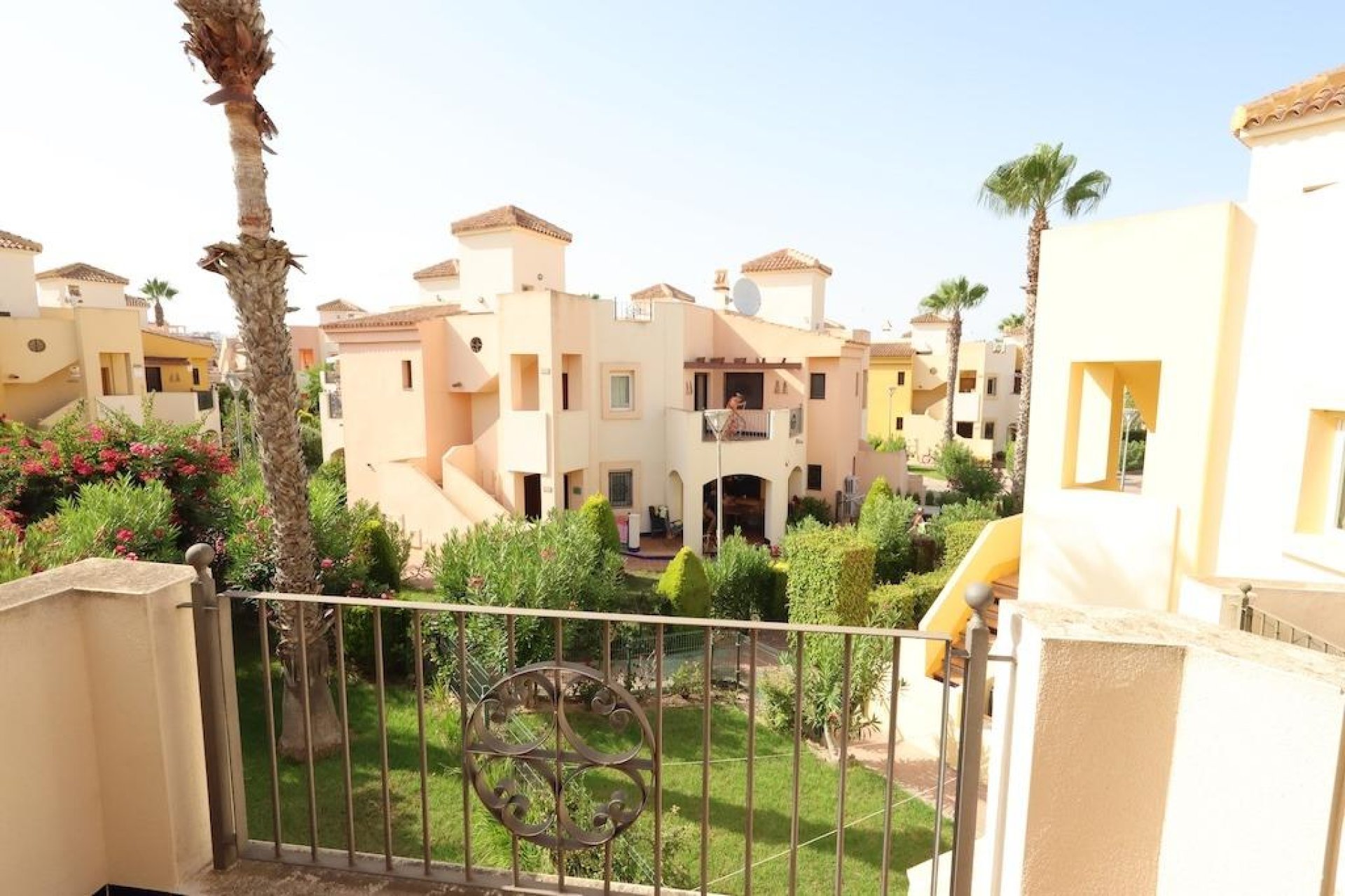 Resale - Apartment / Flat * - Torrevieja * - Los Altos *