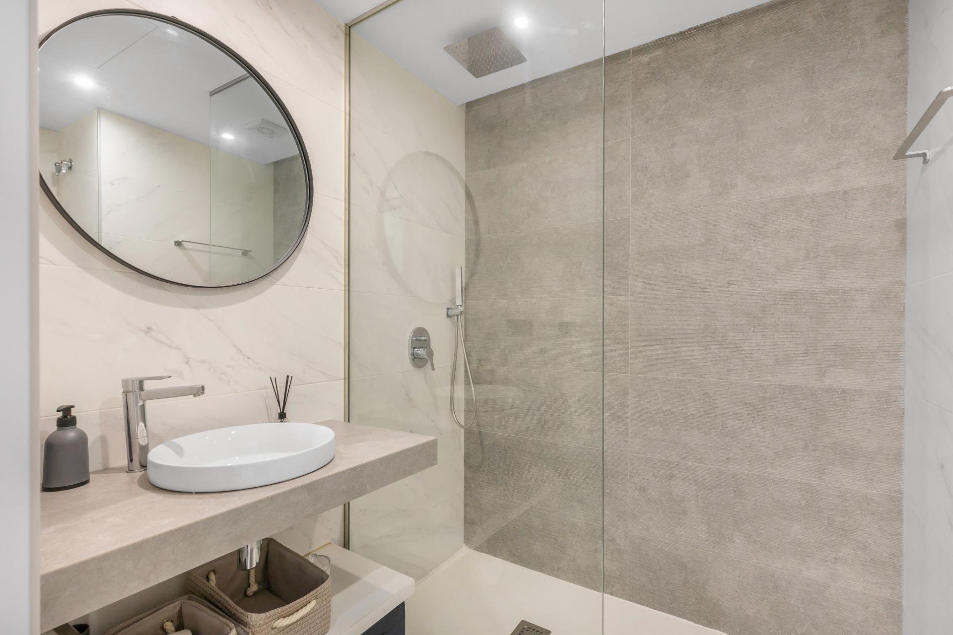 Resale - Apartment / Flat * - Torrevieja - Los Balcones *