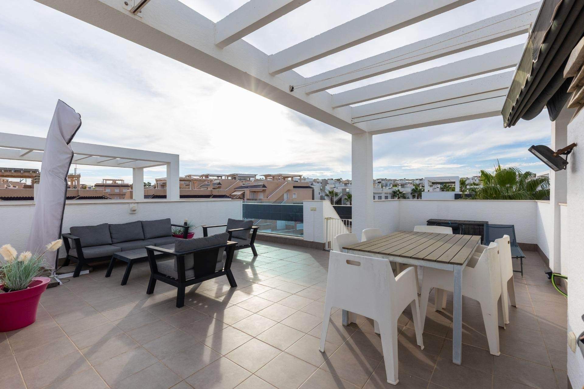 Resale - Apartment / Flat * - Torrevieja - Los Balcones *