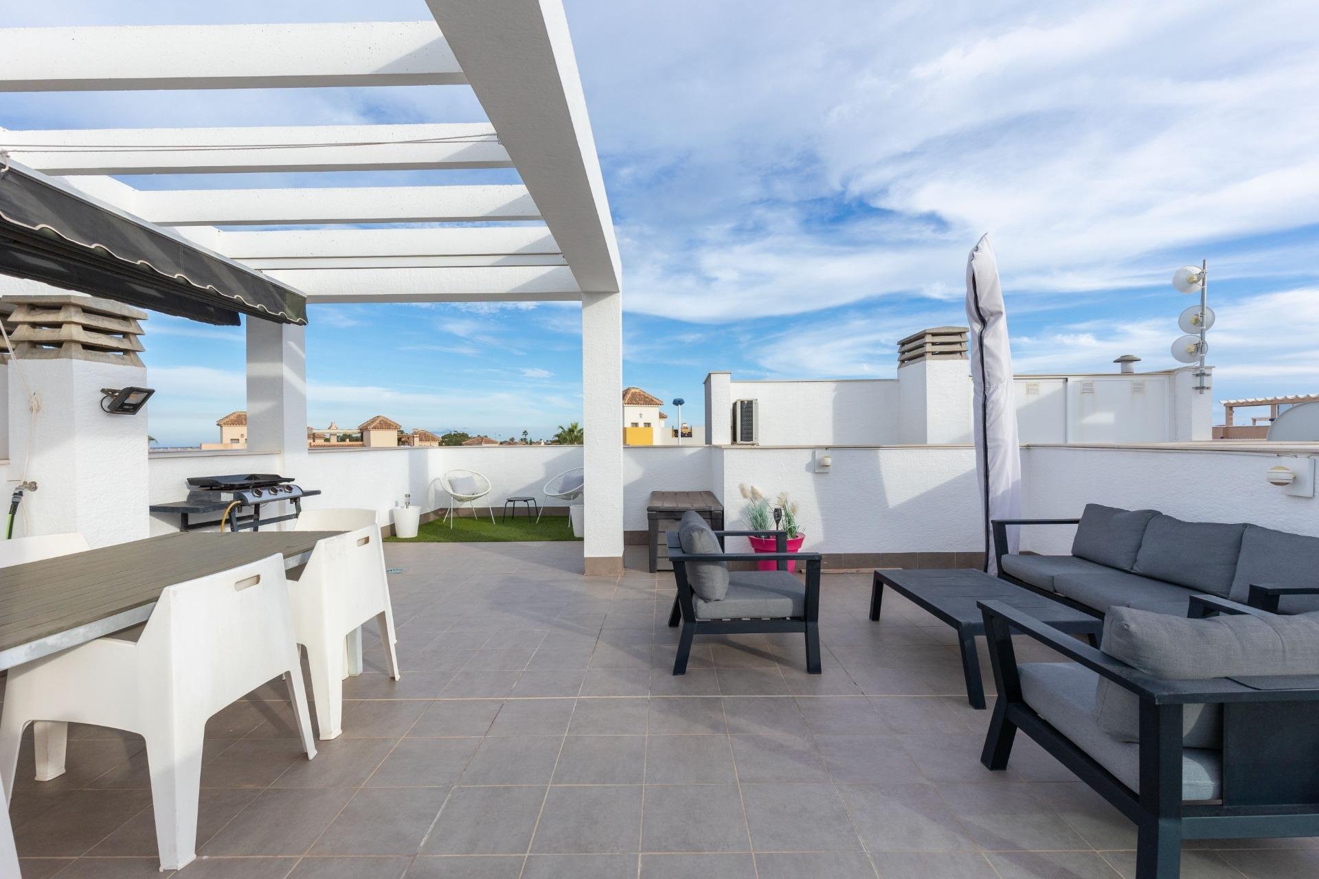 Resale - Apartment / Flat * - Torrevieja - Los Balcones *