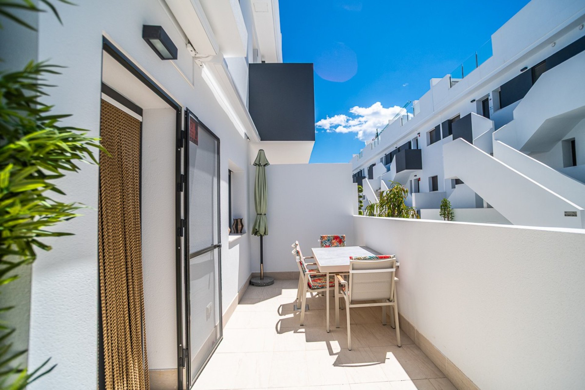Resale - Apartment / Flat * - Torrevieja * - Los Balcones *