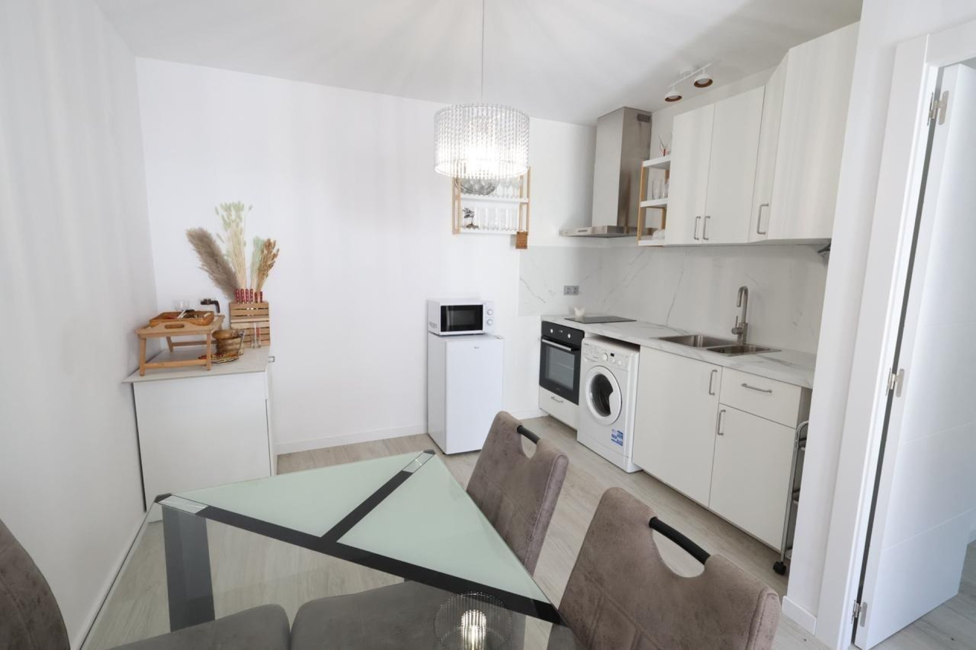 Resale - Apartment / Flat * - Torrevieja * - Los Balcones *