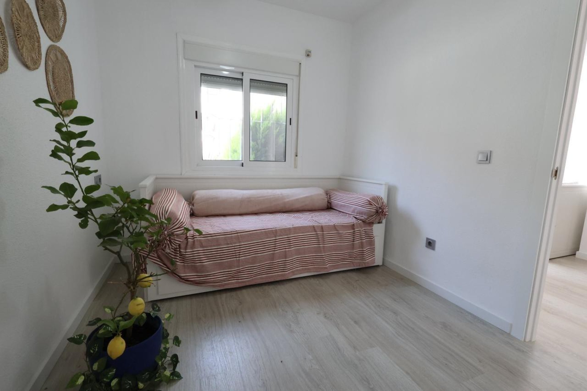 Resale - Apartment / Flat * - Torrevieja * - Los Balcones *