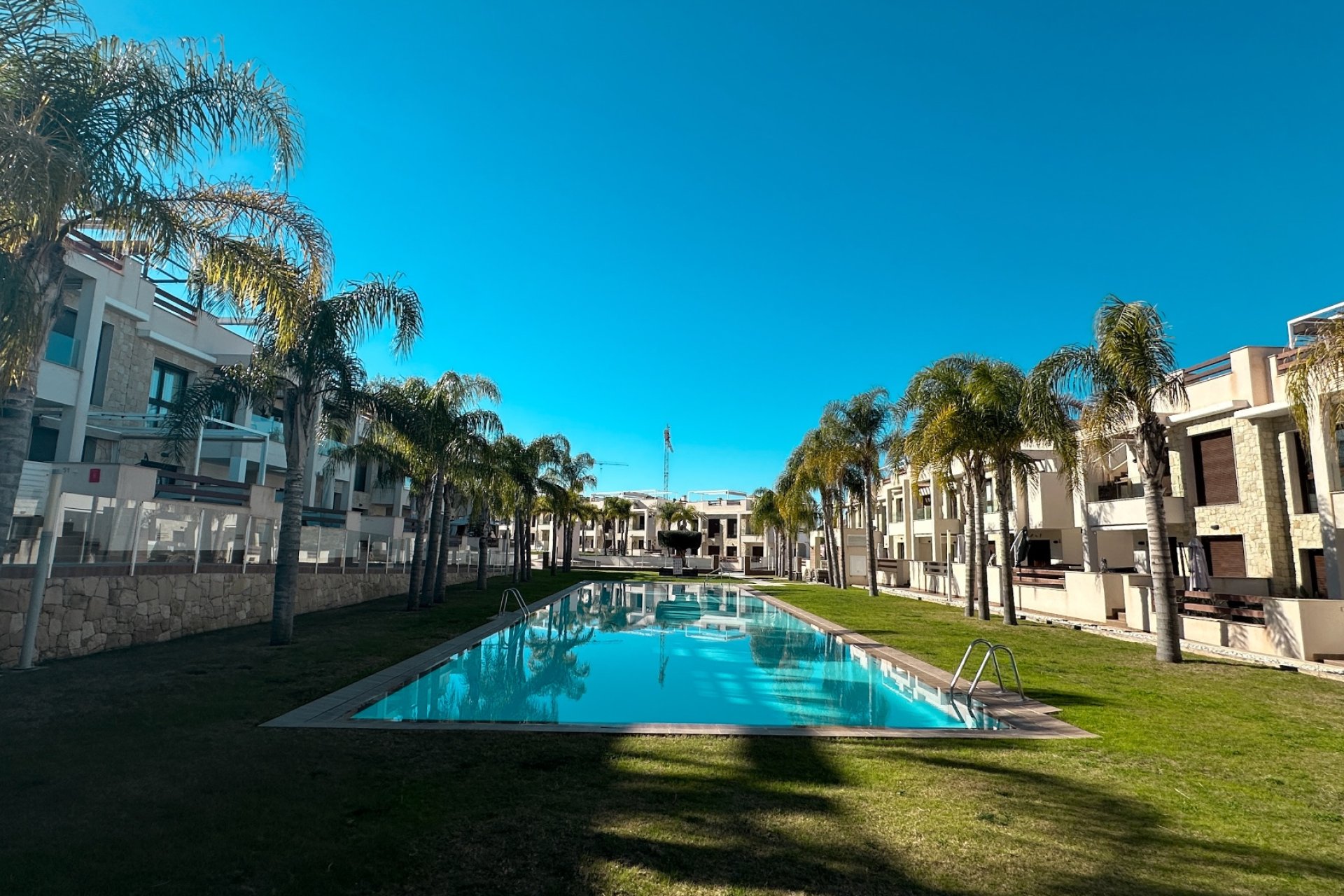 Resale - Apartment / Flat * - Torrevieja * - Los Balcones *