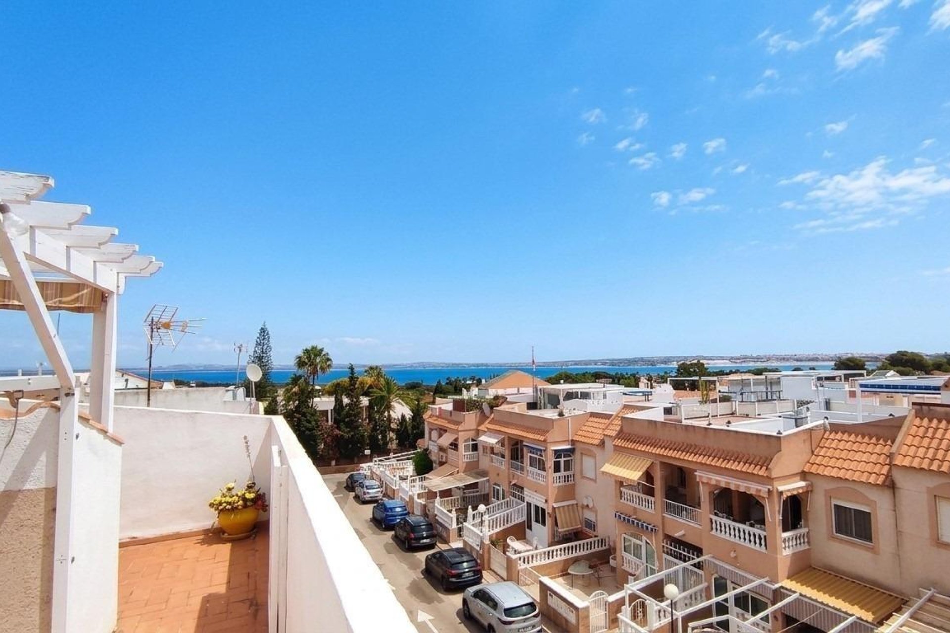 Resale - Apartment / Flat * - Torrevieja * - Los Balcones *