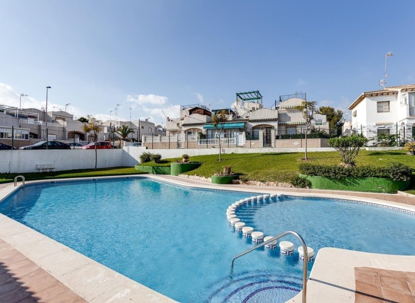 Resale - Apartment / Flat * - Torrevieja * - Los Balcones *