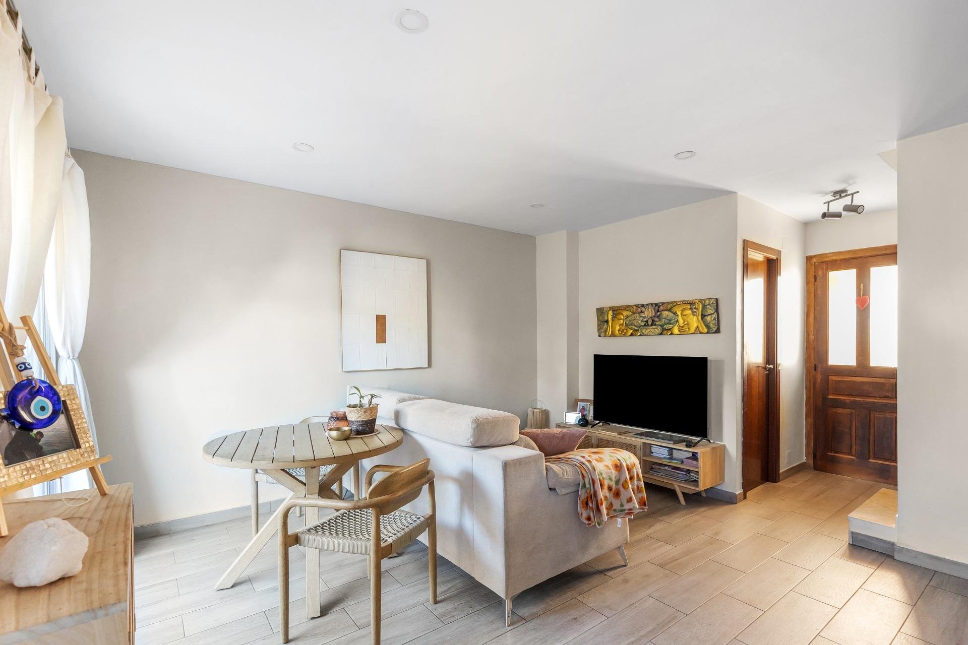 Resale - Apartment / Flat * - Torrevieja * - Los Balcones *