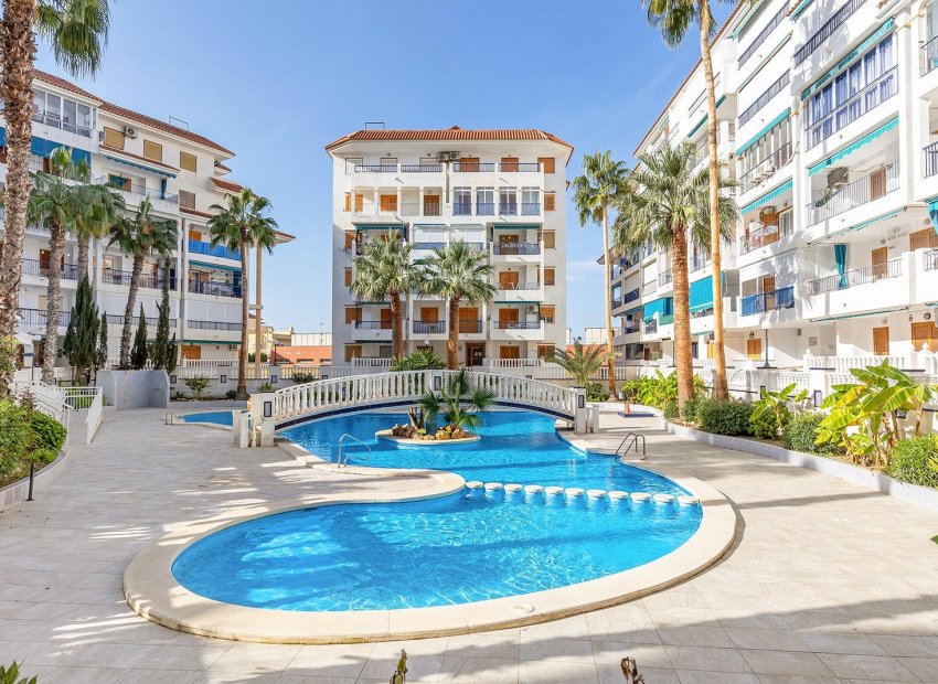 Resale - Apartment / flat - Torrevieja - Los Europeos