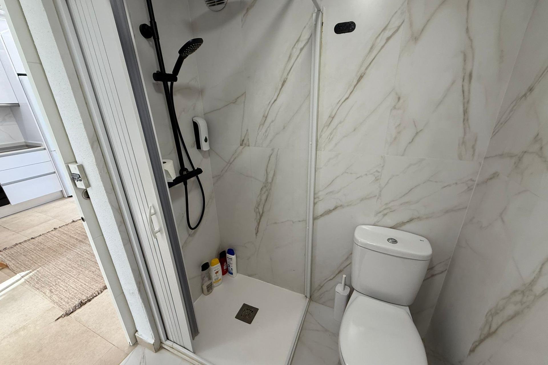 Resale - Apartment / Flat * - Torrevieja * - Miramar - Torre del Moro
