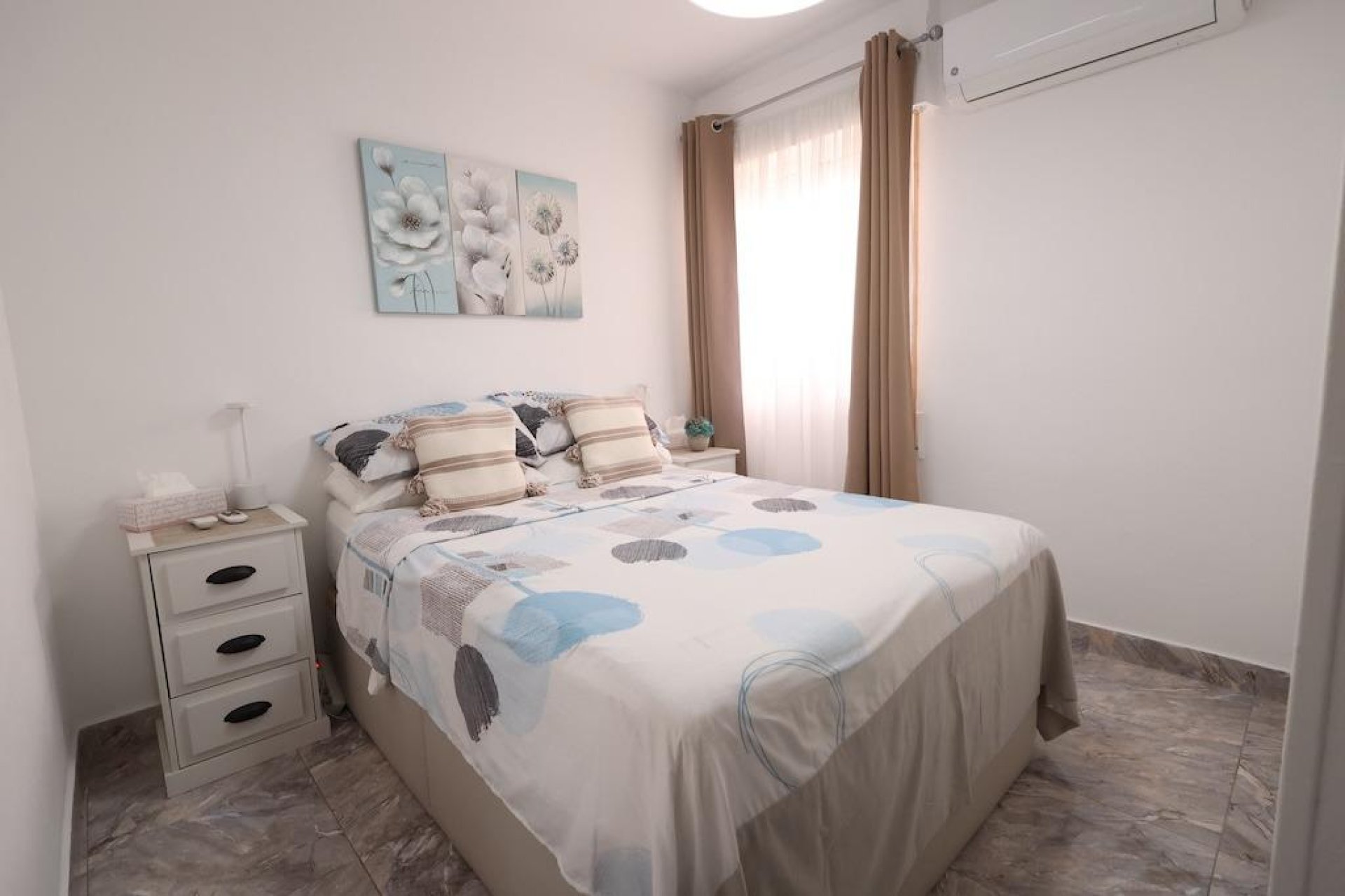 Resale - Apartment / Flat * - Torrevieja * - Paraje natural