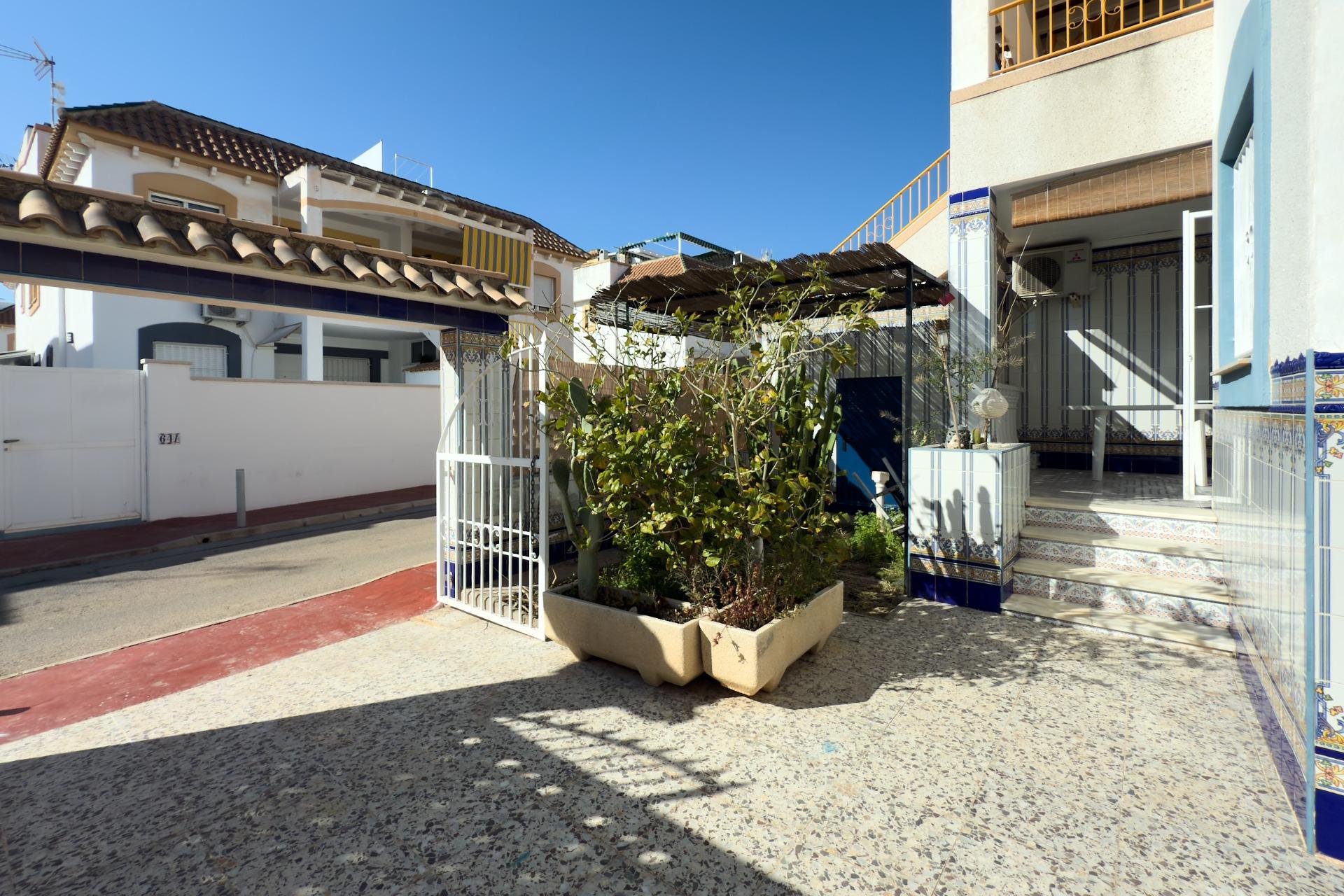 Resale - Apartment / Flat * - Torrevieja * - Parque de las Naciones
