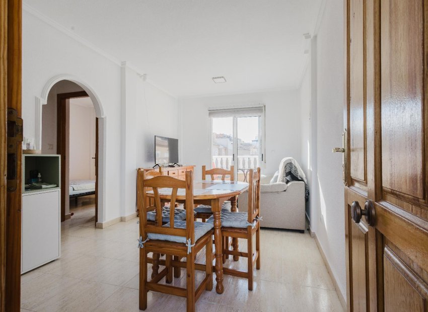 Resale - Apartment / Flat * - Torrevieja - Parque de las Naciones *