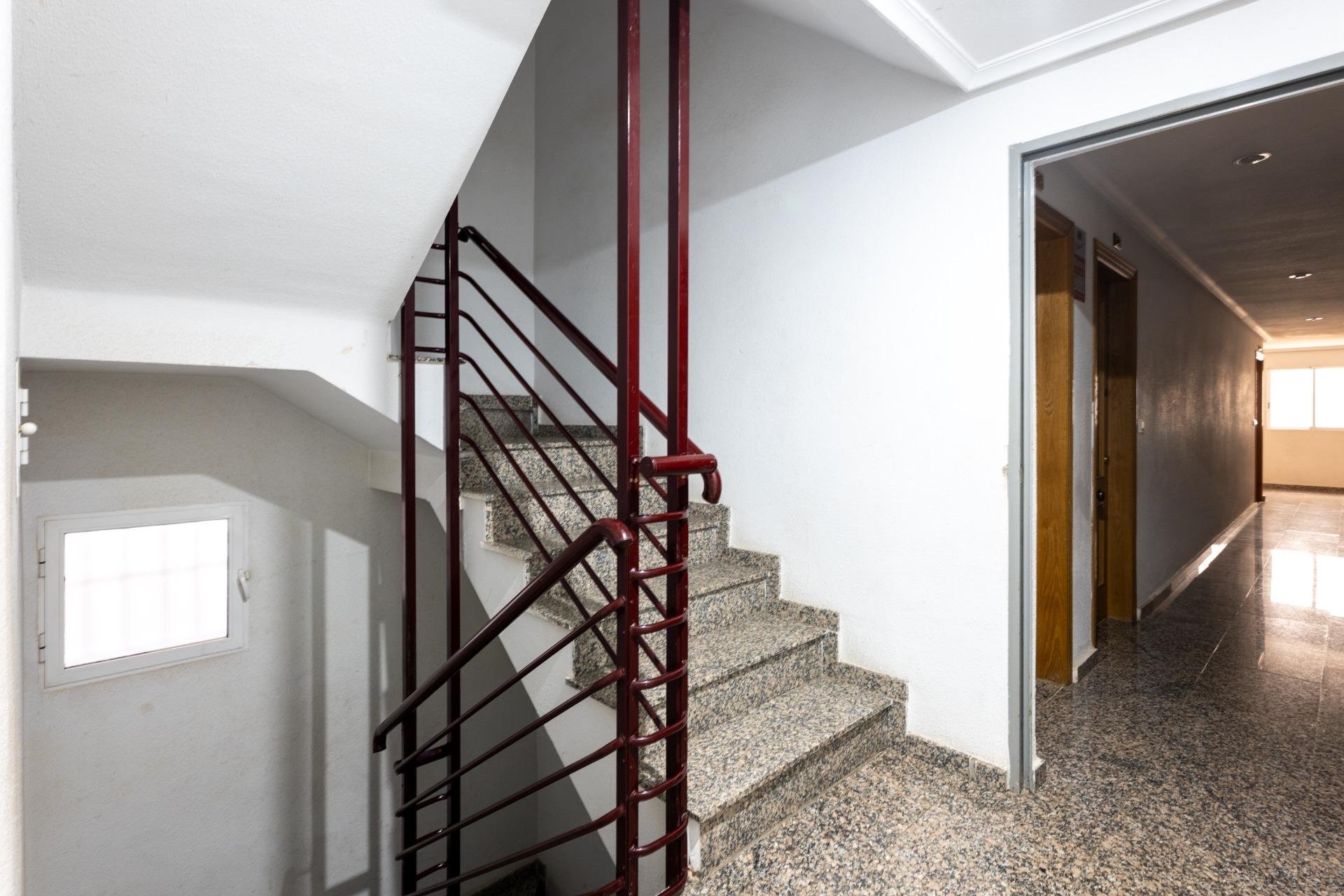 Resale - Apartment / Flat * - Torrevieja * - Parque de las Naciones