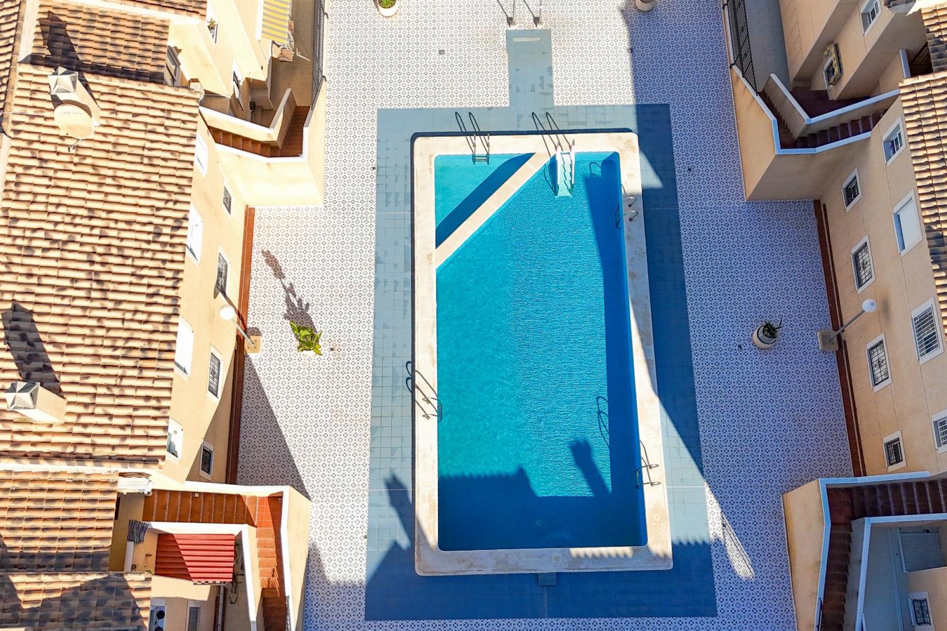 Resale - Apartment / Flat * - Torrevieja * - Parque de las Naciones *