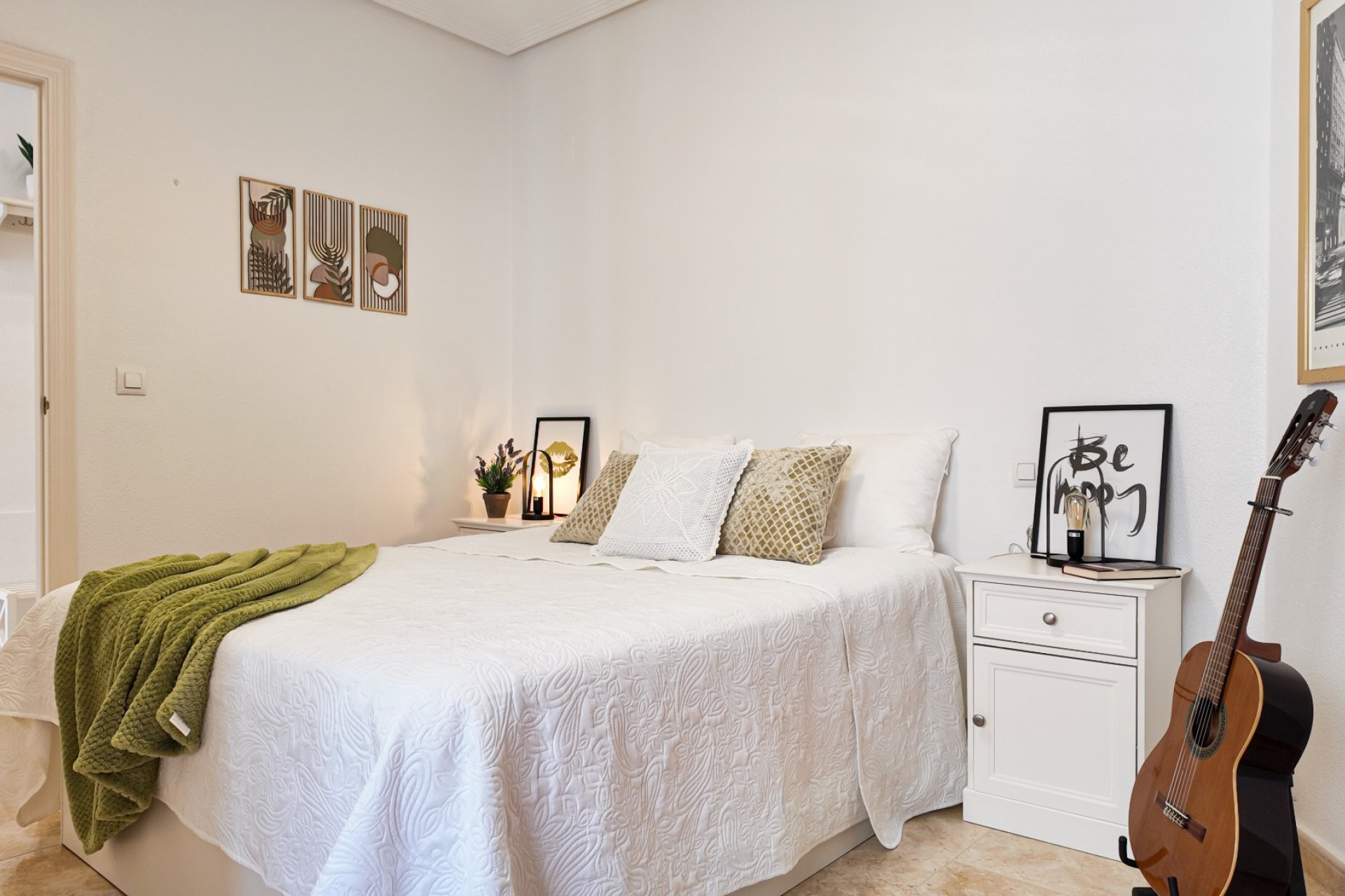 Resale - Apartment / Flat * - Torrevieja * - Parque de las Naciones *
