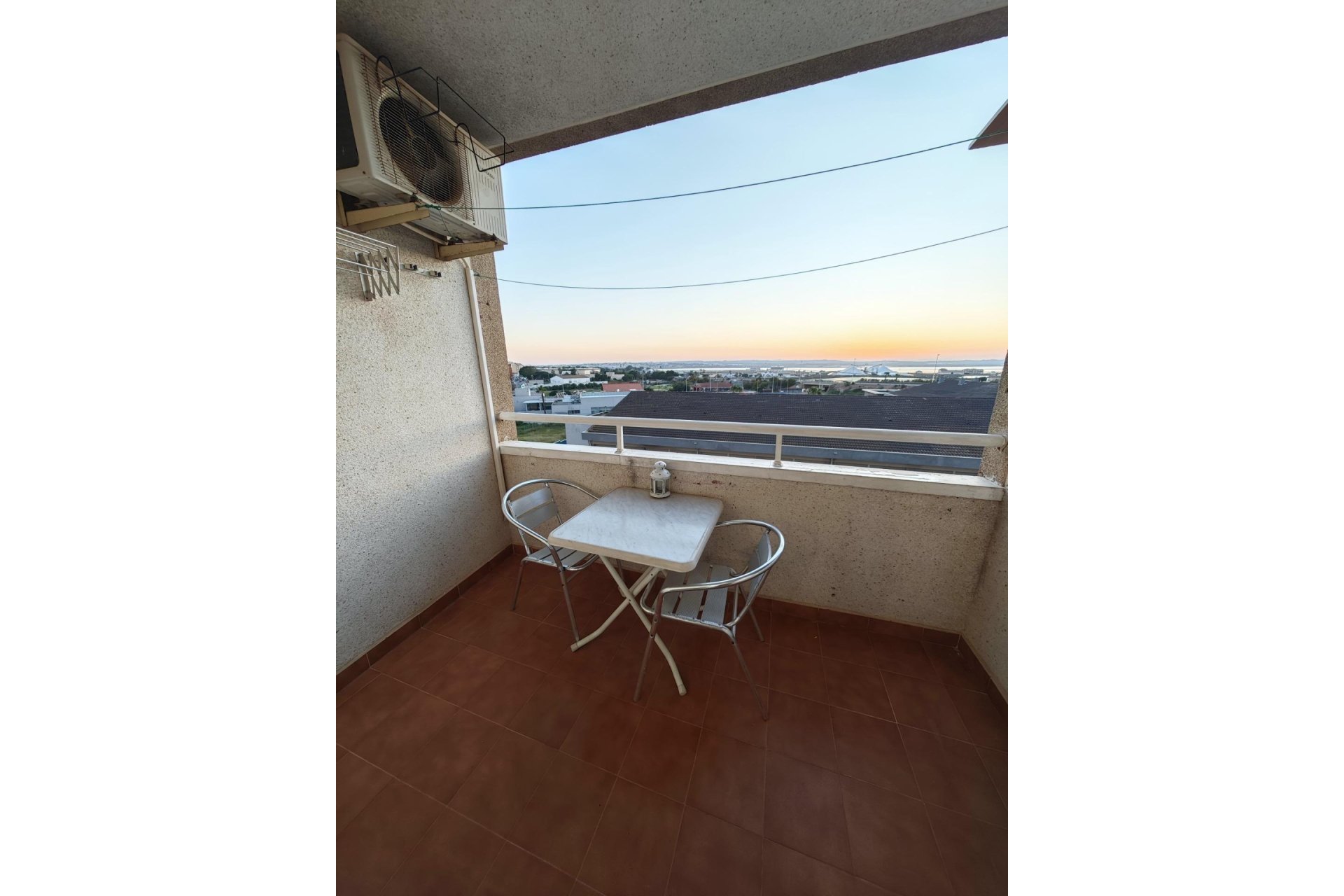 Resale - Apartment / Flat * - Torrevieja * - Parque de las Naciones *