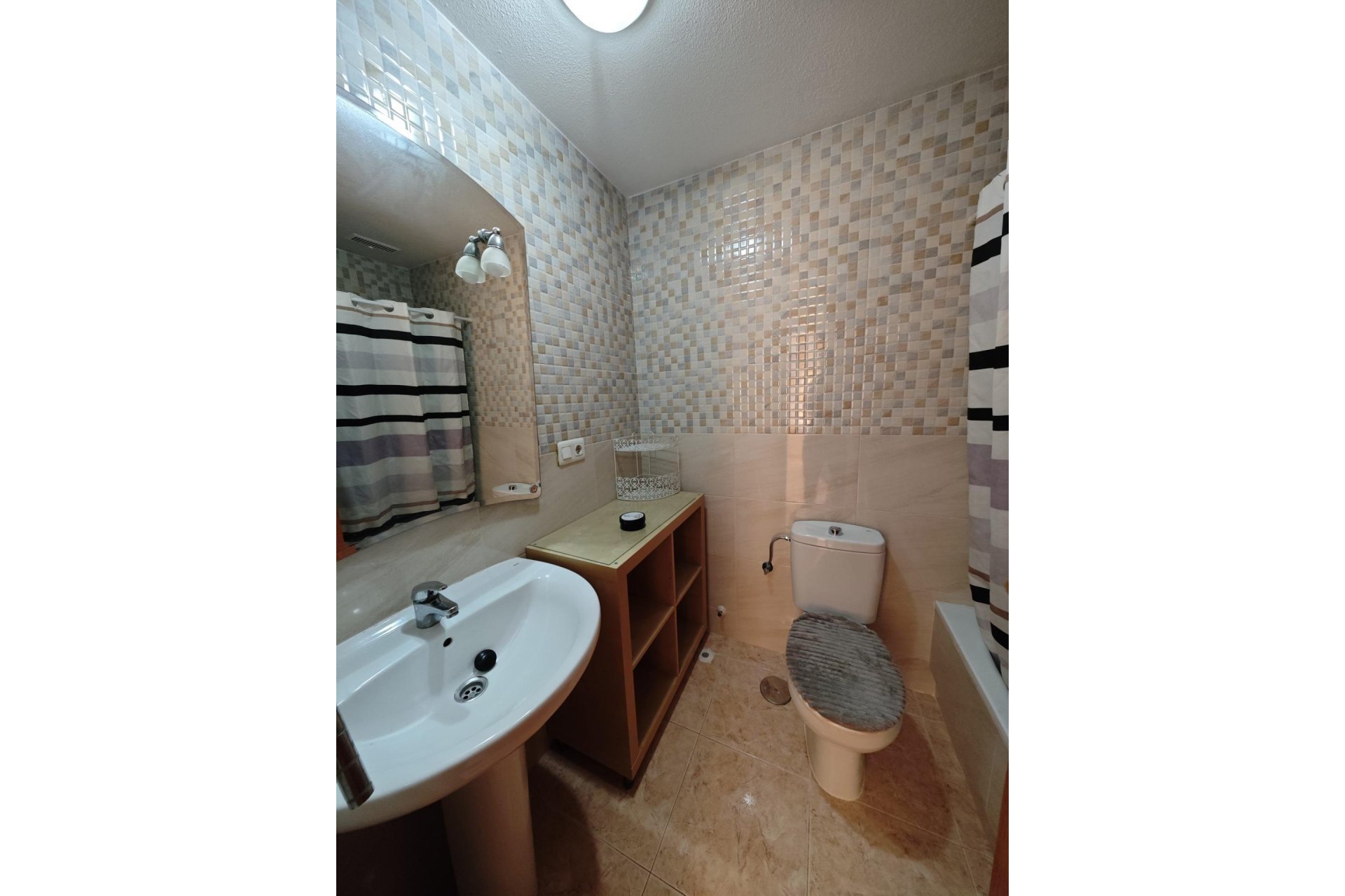 Resale - Apartment / Flat * - Torrevieja * - Parque de las Naciones *