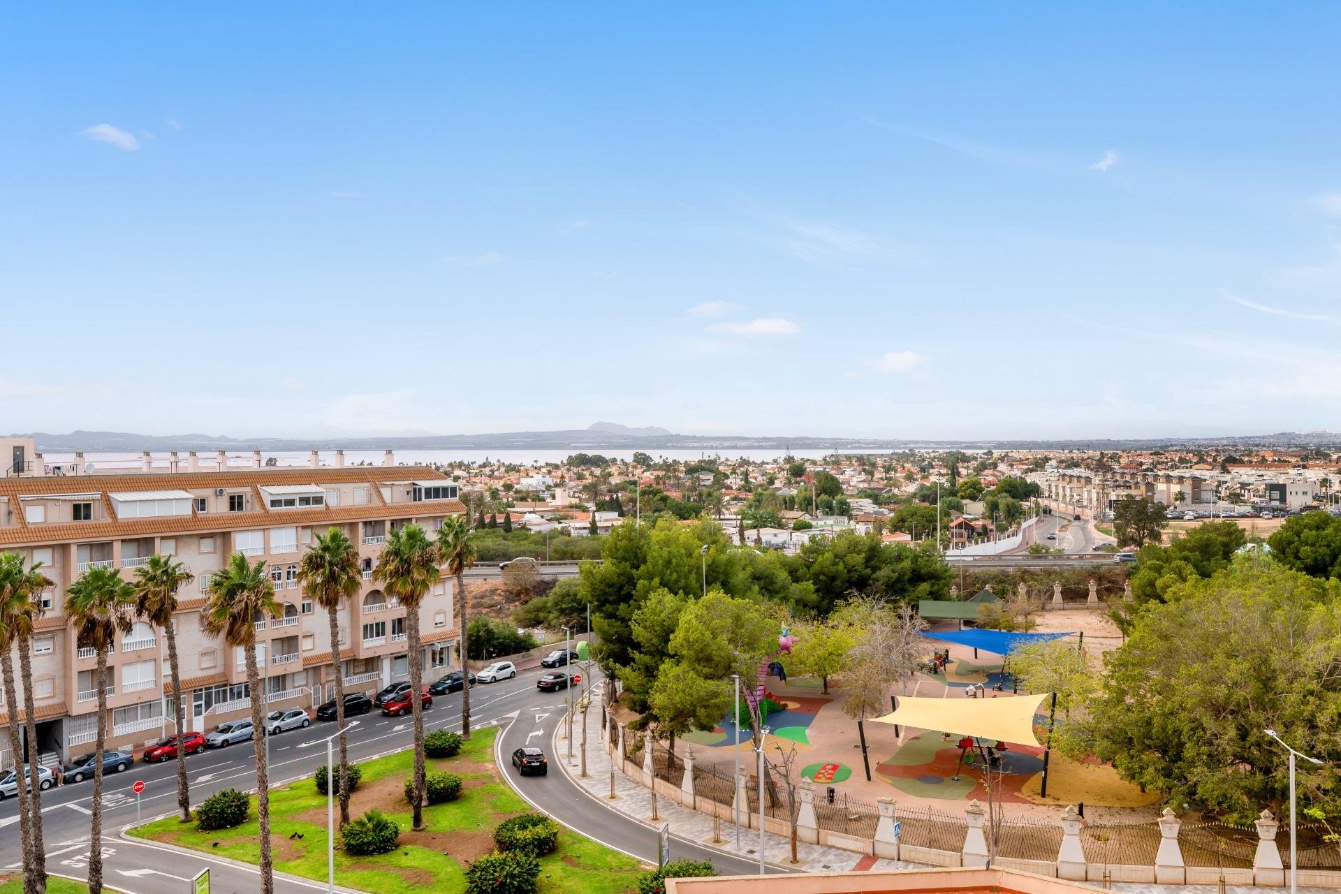 Resale - Apartment / flat - Torrevieja - Parque las naciones