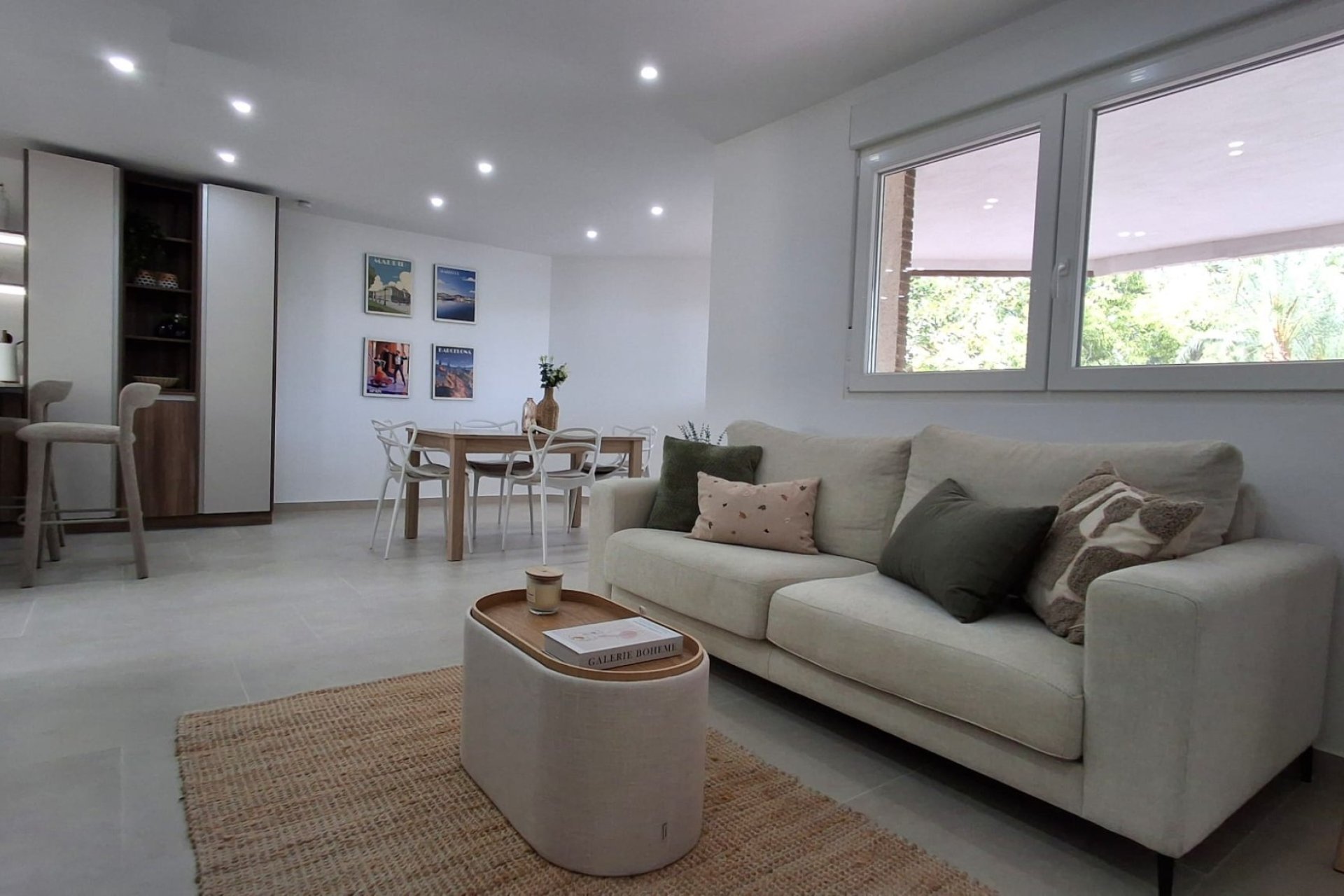 Resale - Apartment / Flat * - Torrevieja * - Playa Acequion