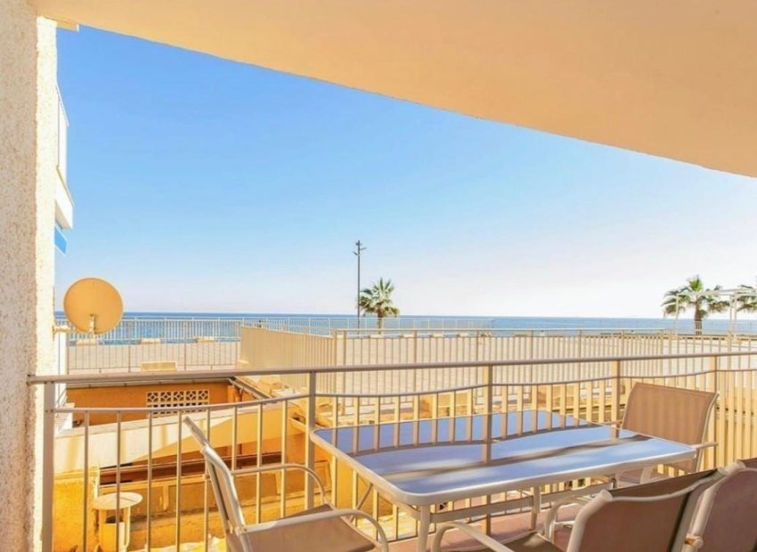 Resale - Apartment / flat - Torrevieja - Playa de los locos