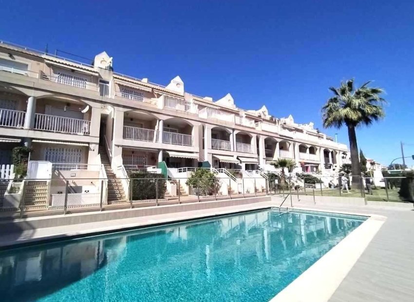 Resale - Apartment / flat - Torrevieja - Playa de los locos