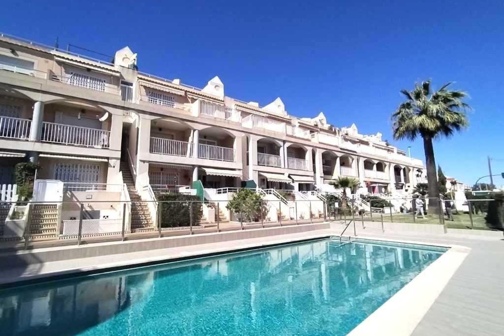 Resale - Apartment / flat - Torrevieja - Playa de los locos