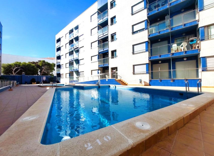 Resale - Apartment / flat - Torrevieja - Playa de los Locos