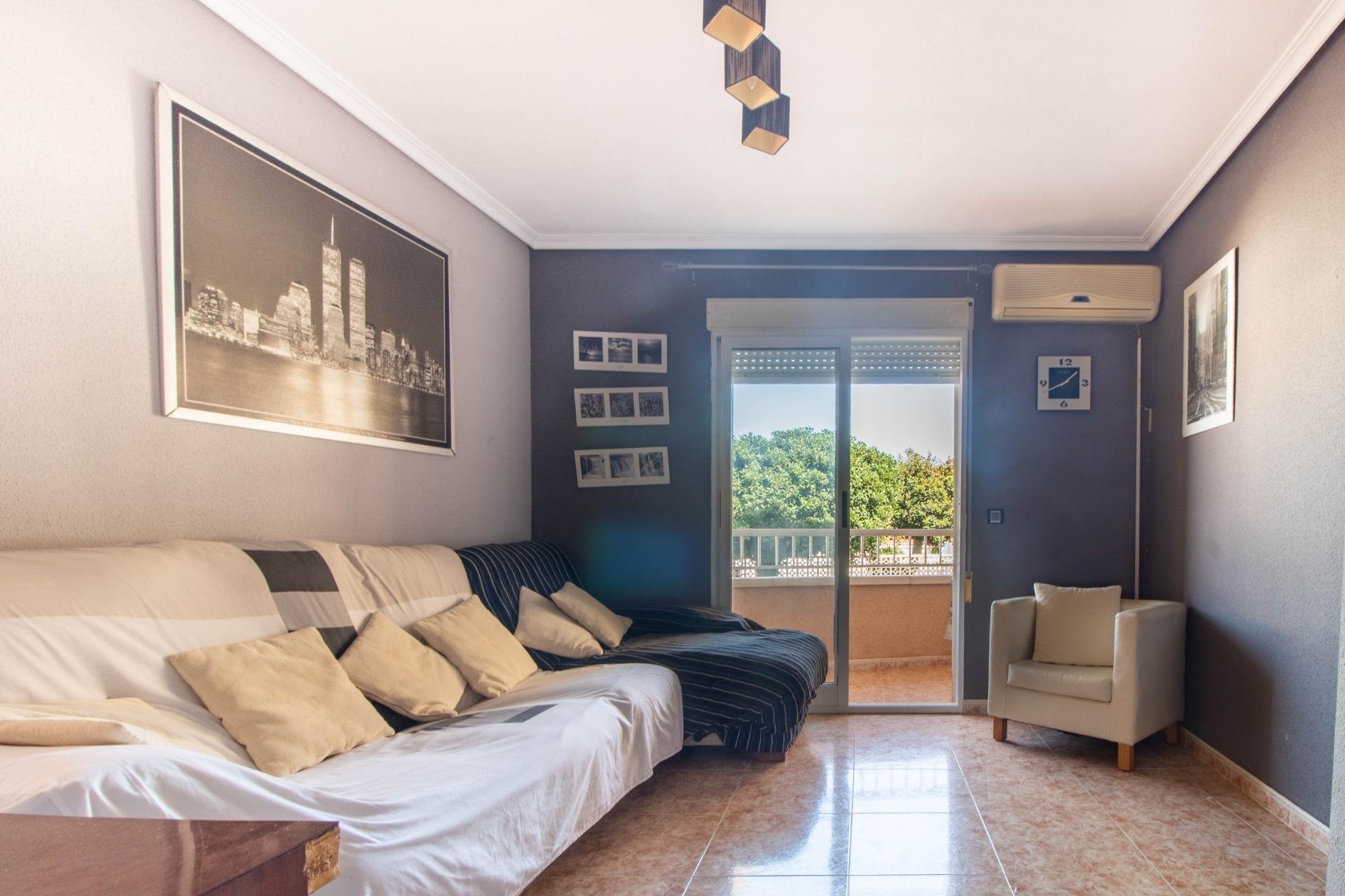 Resale - Apartment / flat - Torrevieja - Playa de los locos