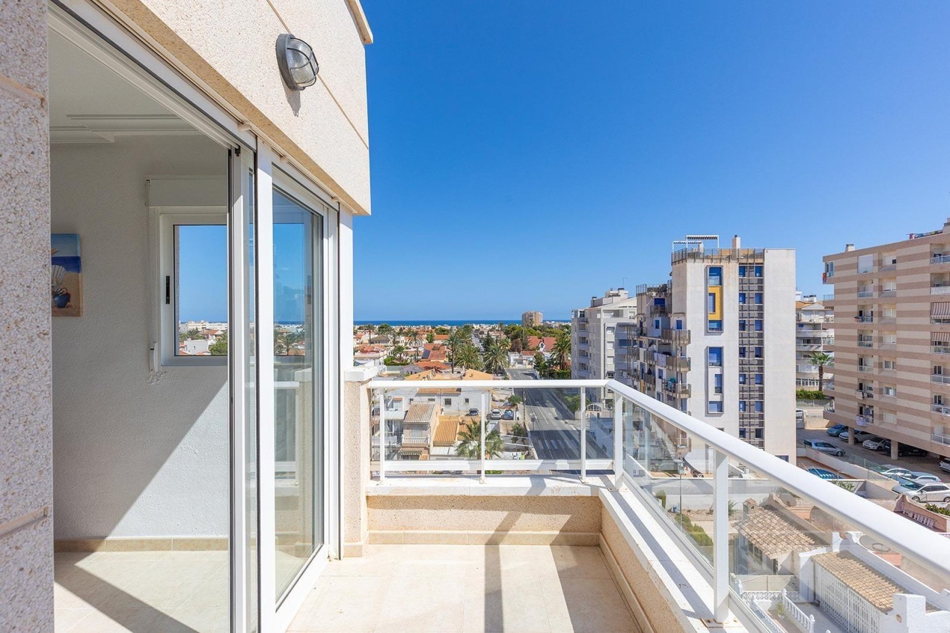 Resale - Apartment / flat - Torrevieja - Playa de los Locos