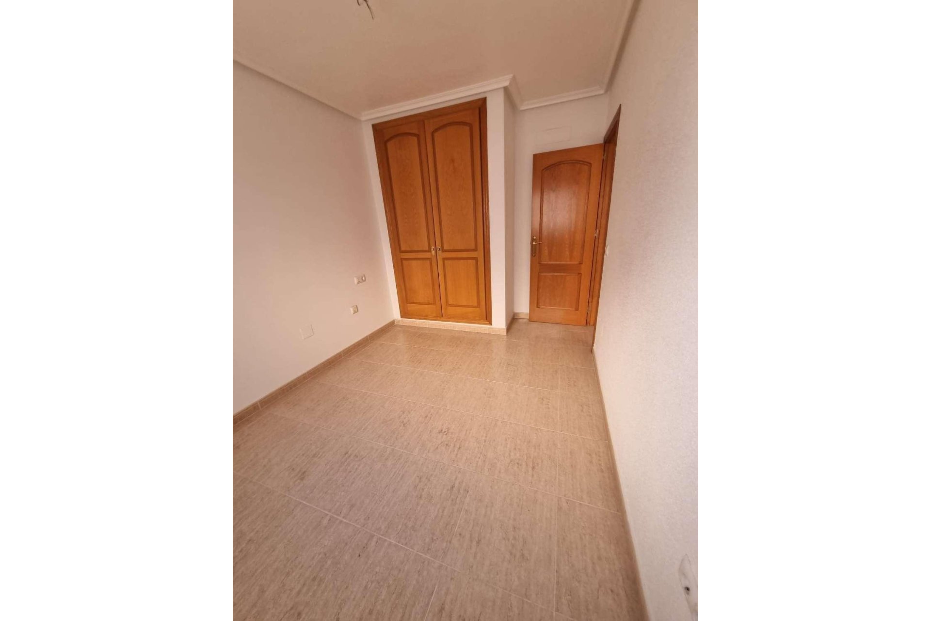 Resale - Apartment / flat - Torrevieja - Playa de los Locos