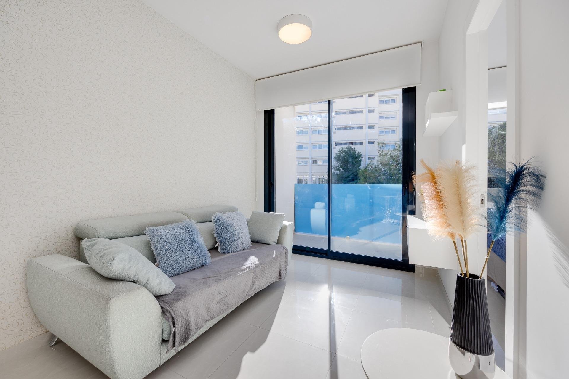 Resale - Apartment / flat - Torrevieja - Playa de los Locos