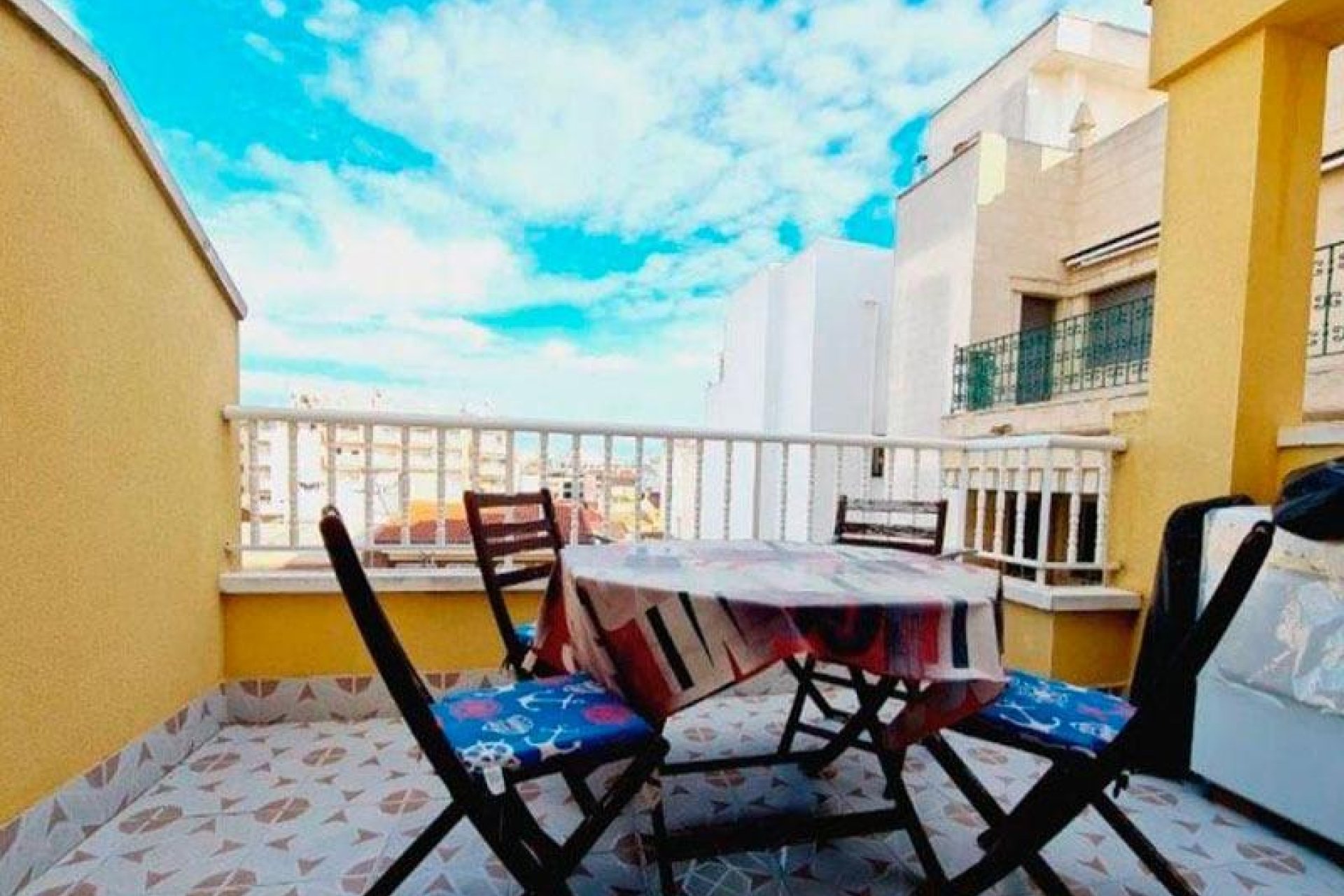 Resale - Apartment / flat - Torrevieja - Playa de los Locos