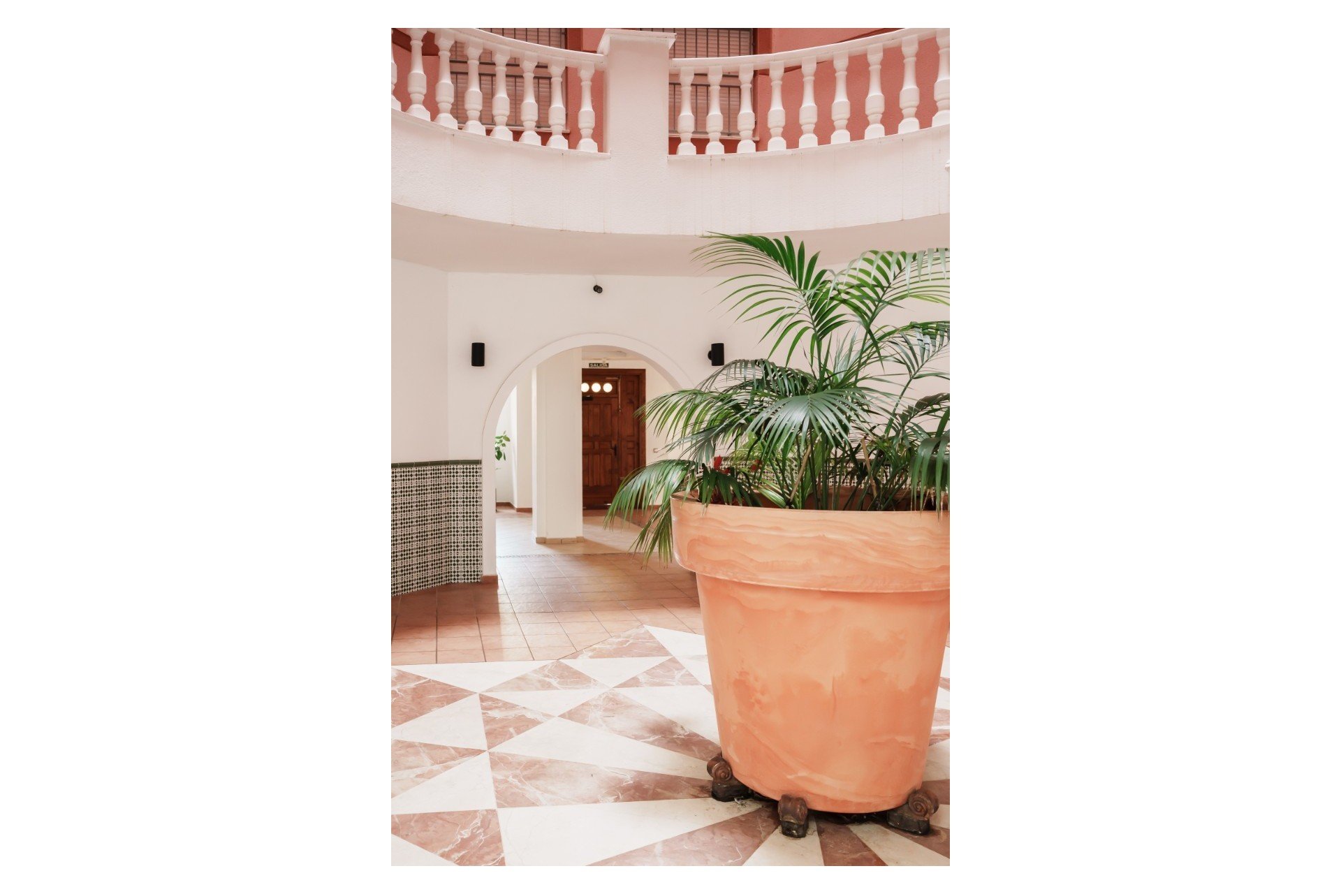 Resale - Apartment / Flat * - Torrevieja - Playa de los Locos *