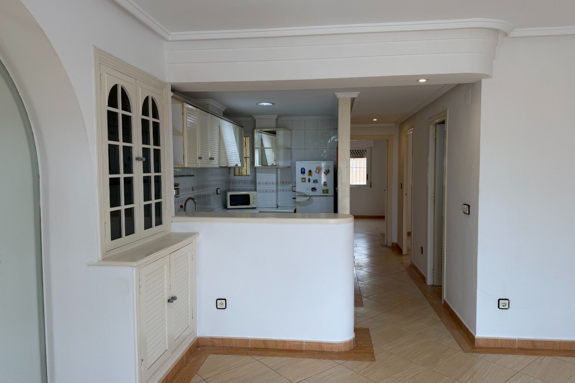 Resale - Apartment / Flat * - Torrevieja * - Playa de los Locos *