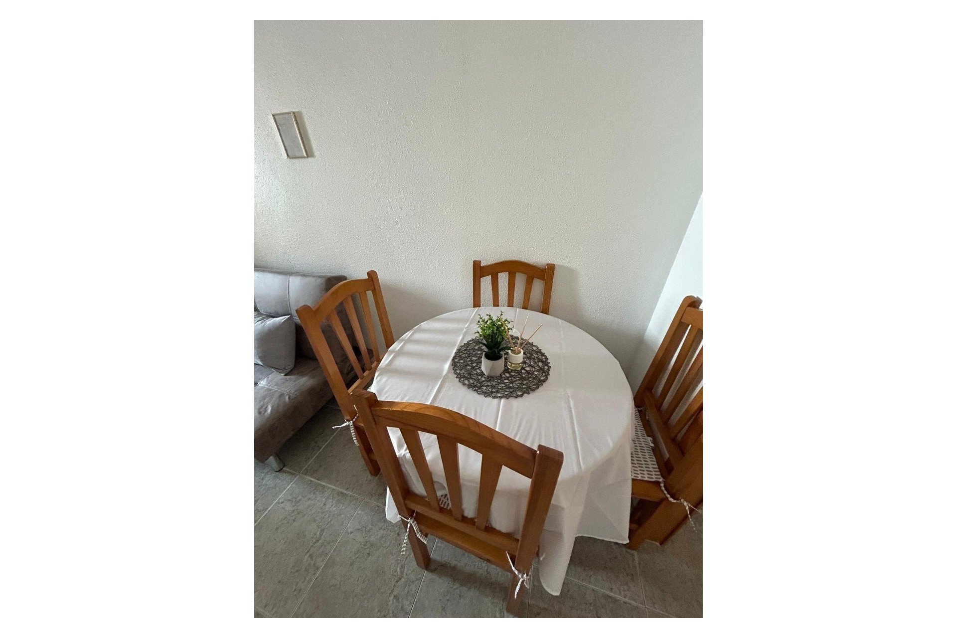 Resale - Apartment / Flat * - Torrevieja * - Playa de los Locos *