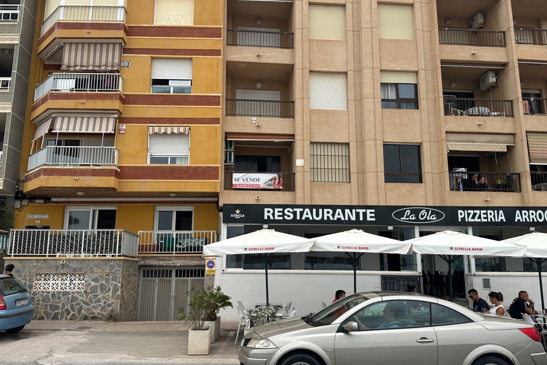 Resale - Apartment / Flat * - Torrevieja * - Playa de los Locos *