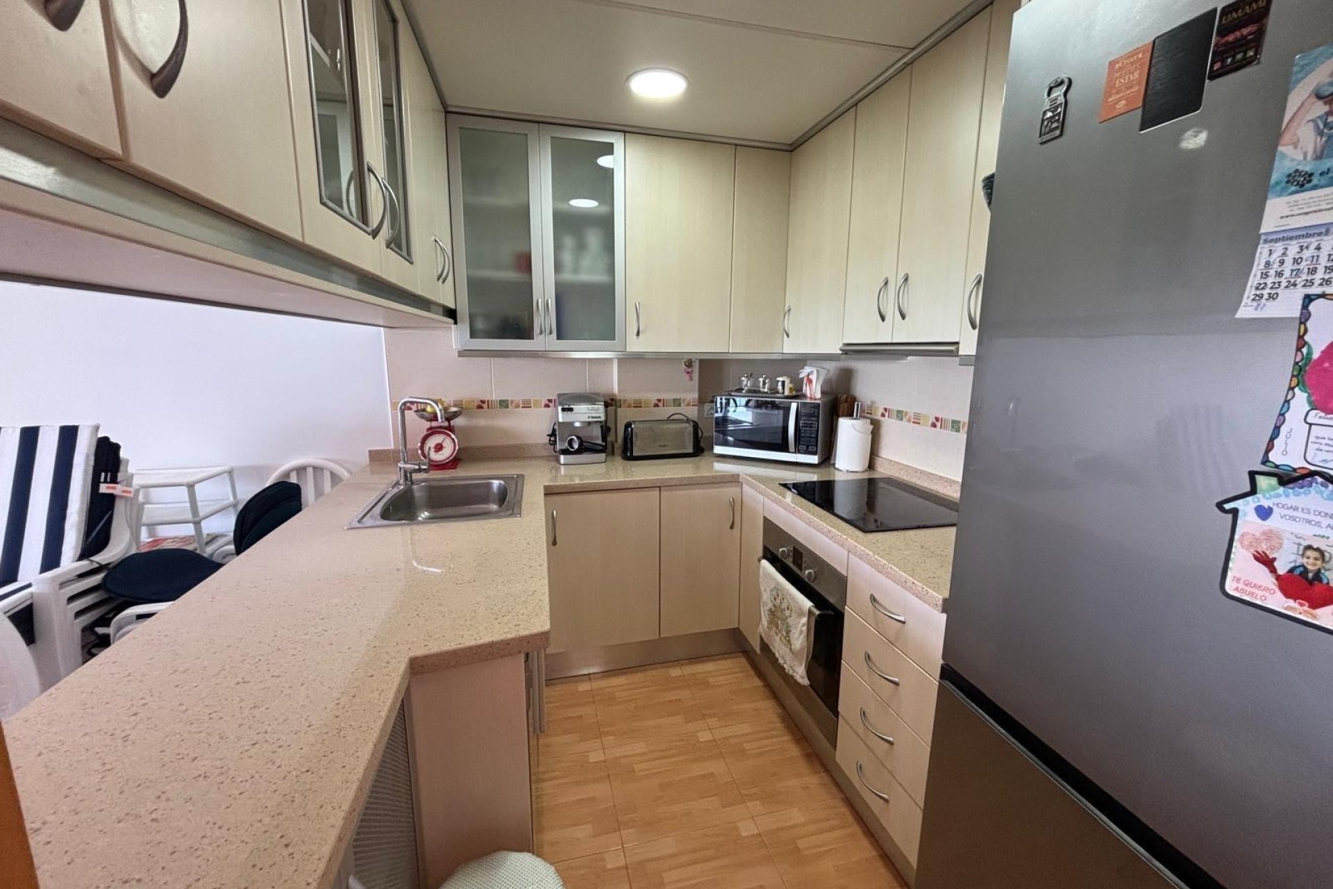 Resale - Apartment / Flat * - Torrevieja * - Playa de los Locos *