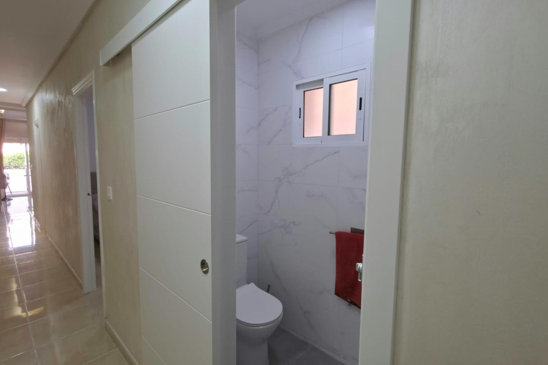Resale - Apartment / Flat * - Torrevieja * - Playa de los Locos *
