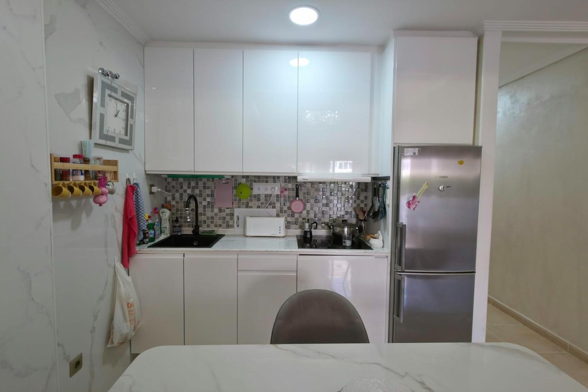 Resale - Apartment / Flat * - Torrevieja * - Playa de los Locos *