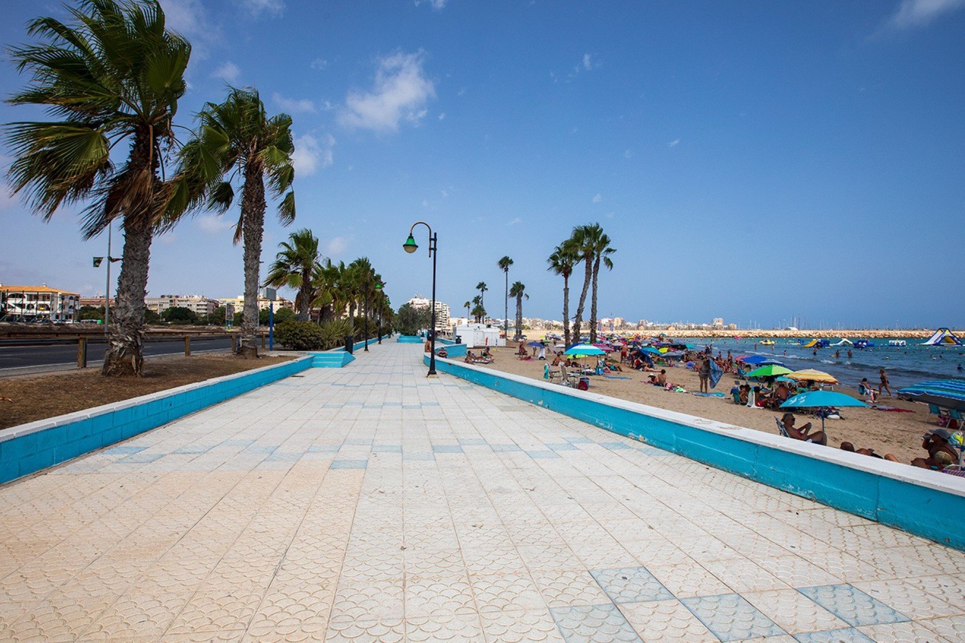 Resale - Apartment / flat - Torrevieja - Playa de los Naufragos