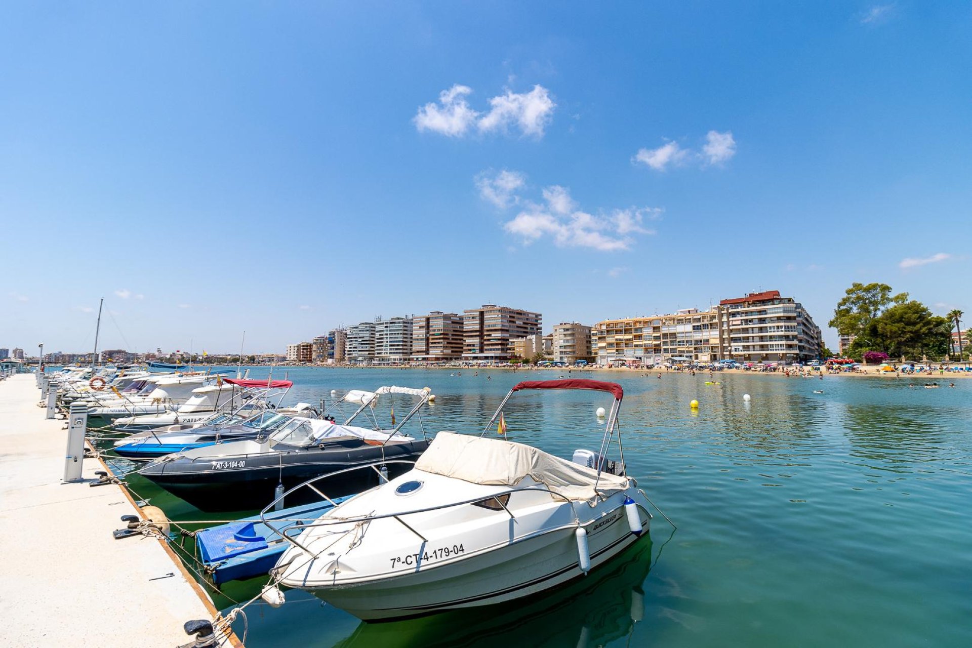 Resale - Apartment / flat - Torrevieja - Playa de los Naufragos