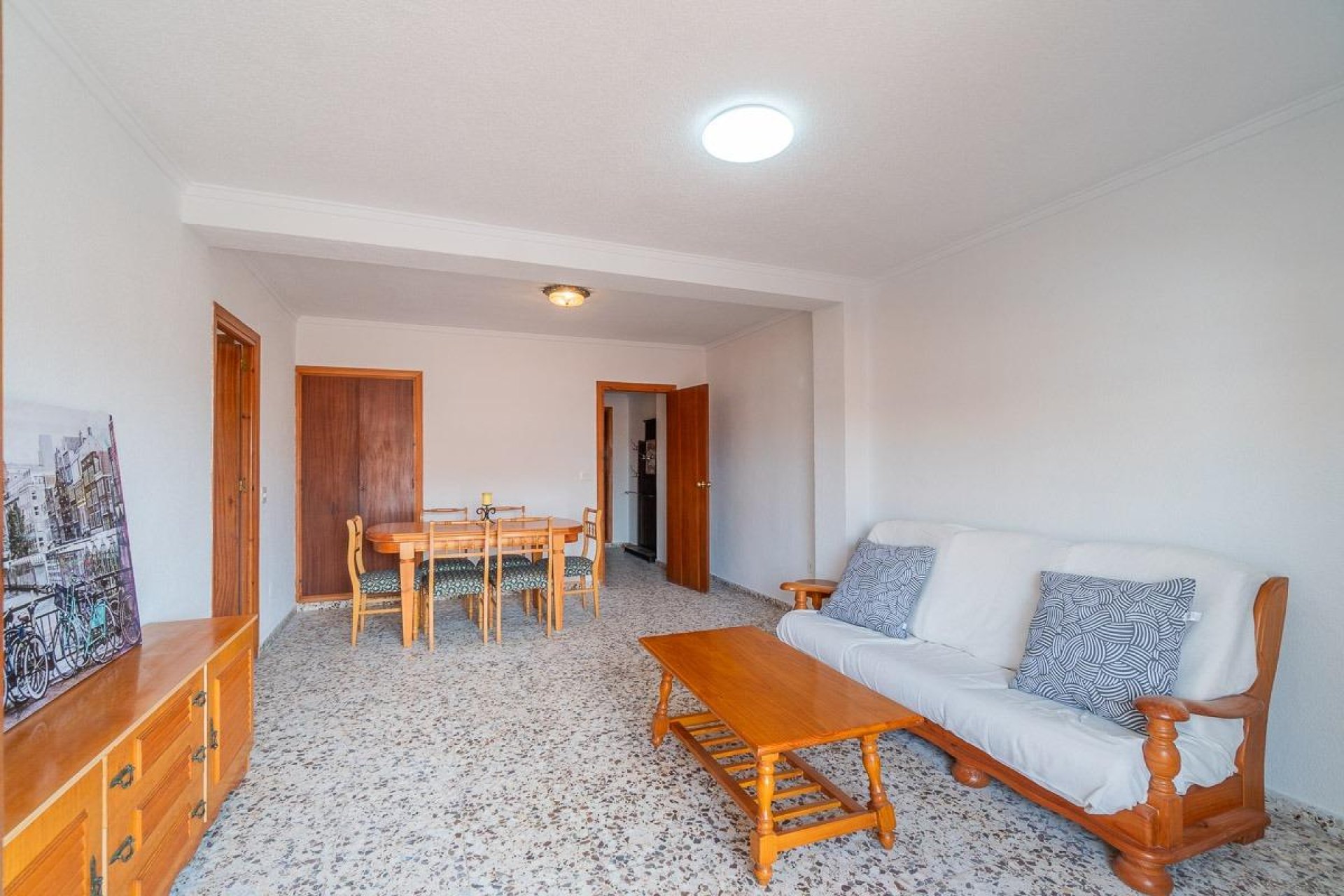 Resale - Apartment / Flat * - Torrevieja - Playa de los Naufragos *