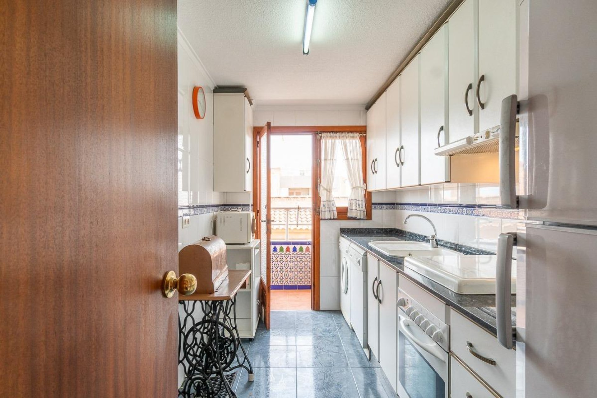 Resale - Apartment / Flat * - Torrevieja - Playa de los Naufragos *