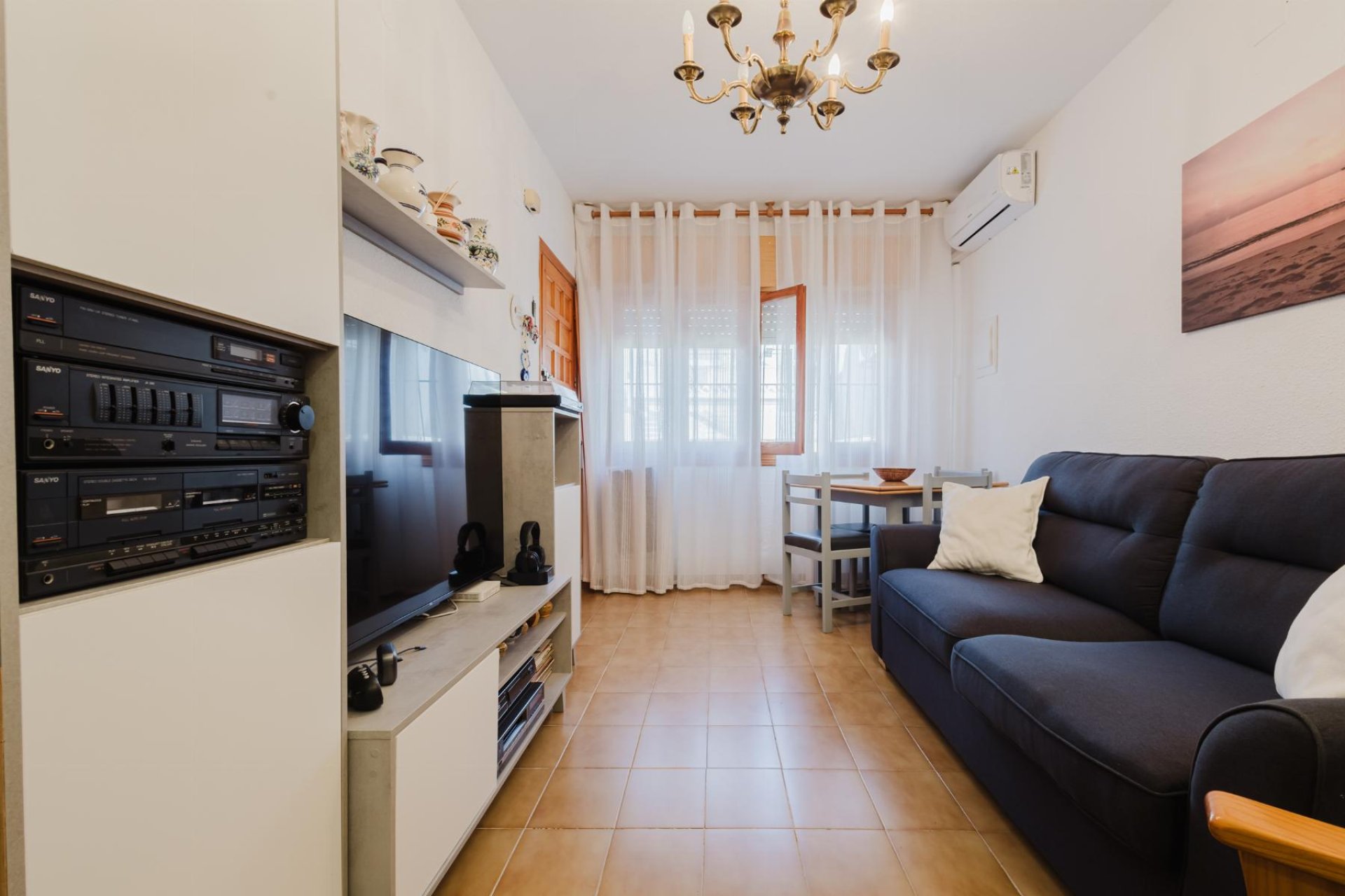 Resale - Apartment / Flat * - Torrevieja - Playa de los Naufragos *