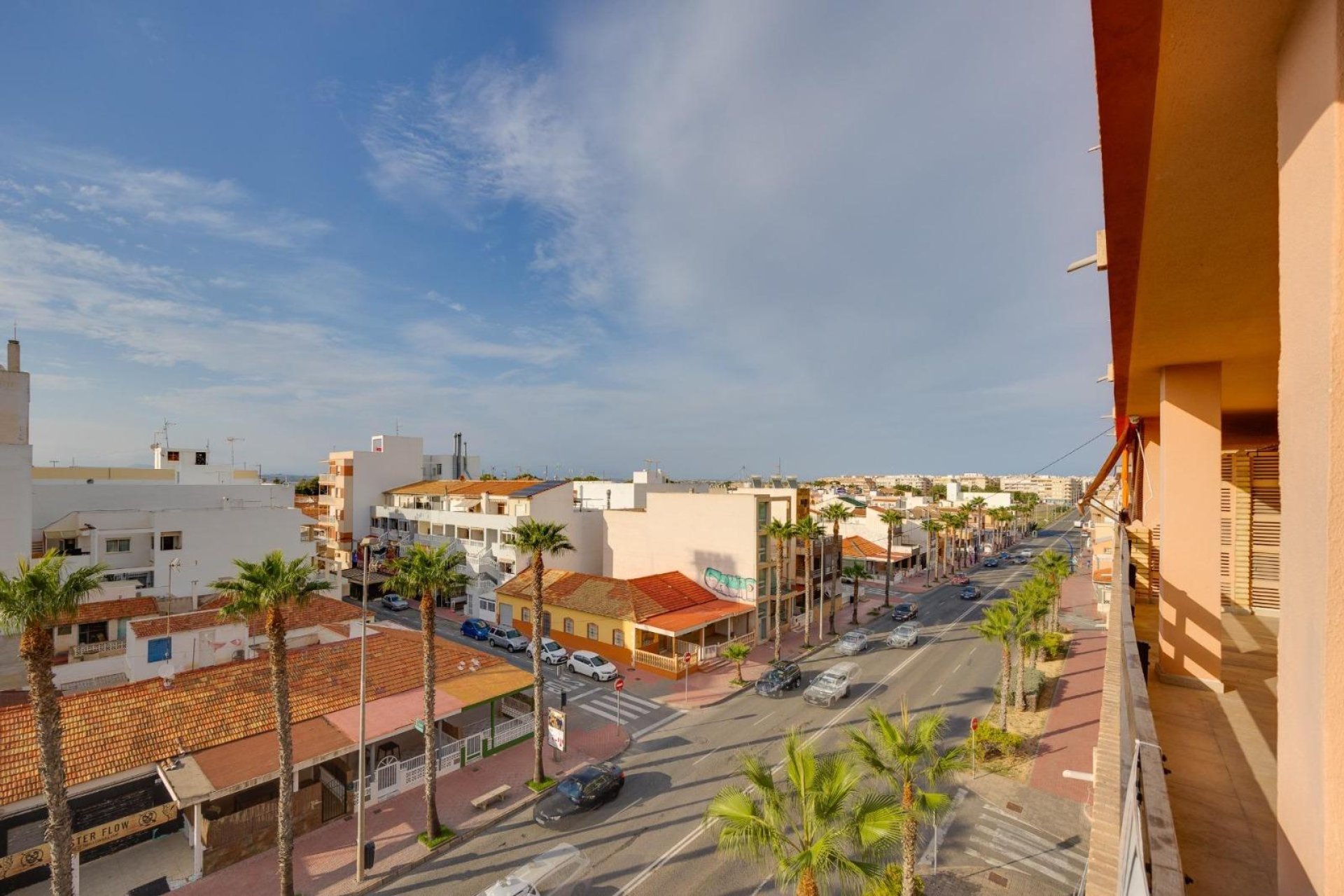 Resale - Apartment / Flat * - Torrevieja - Playa de los Naufragos *