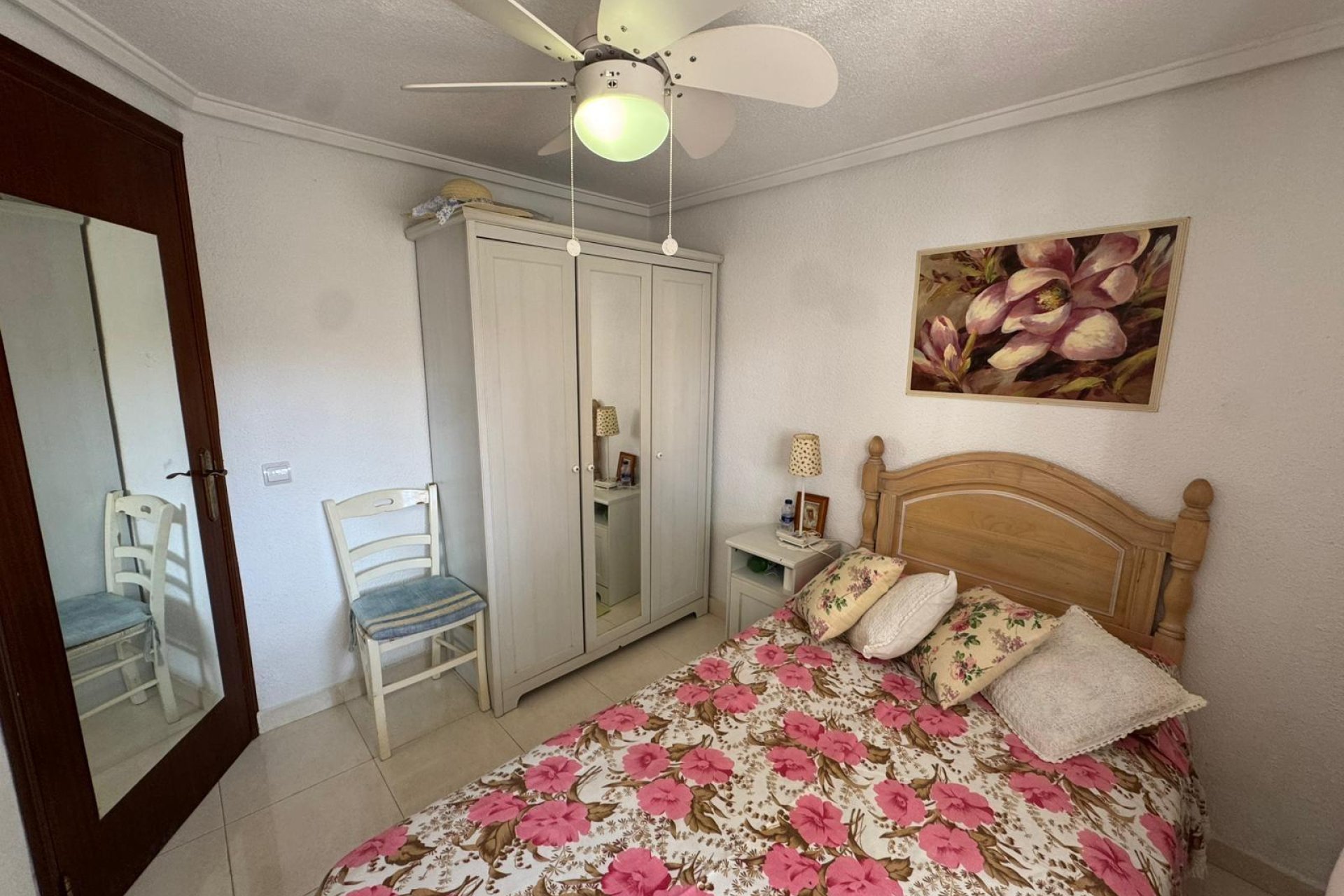 Resale - Apartment / Flat * - Torrevieja * - Playa de los Naufragos *